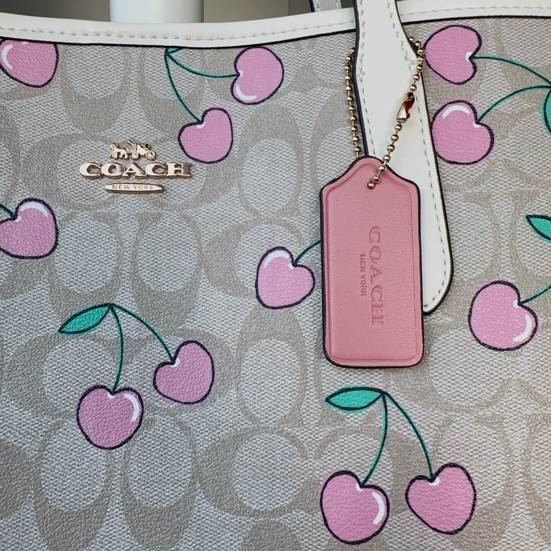 Women Handbag CF444 City Tote Bag In Signature Canvas With Heart Cherry Print