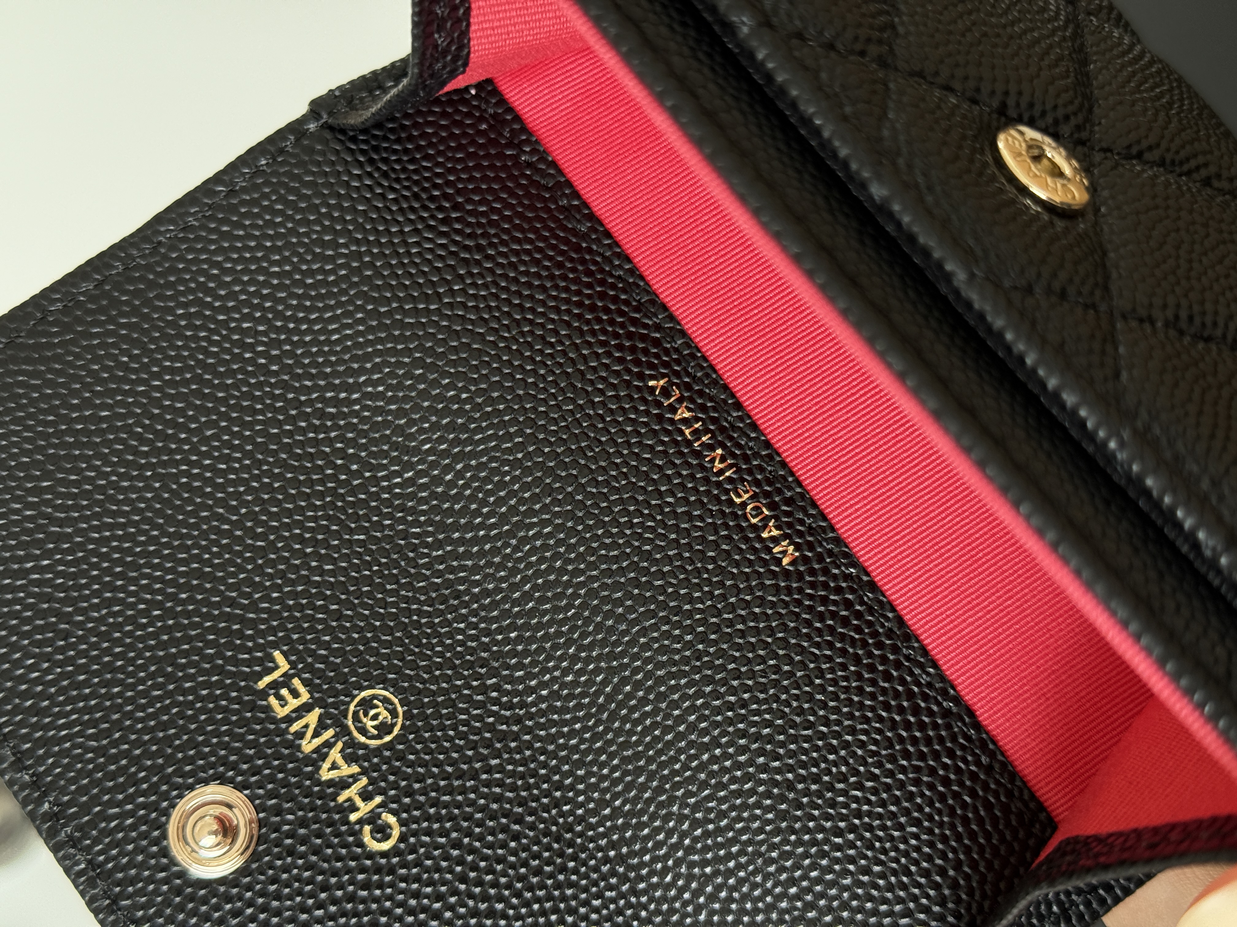 CHANEL Matelassé Flap Card Holder
