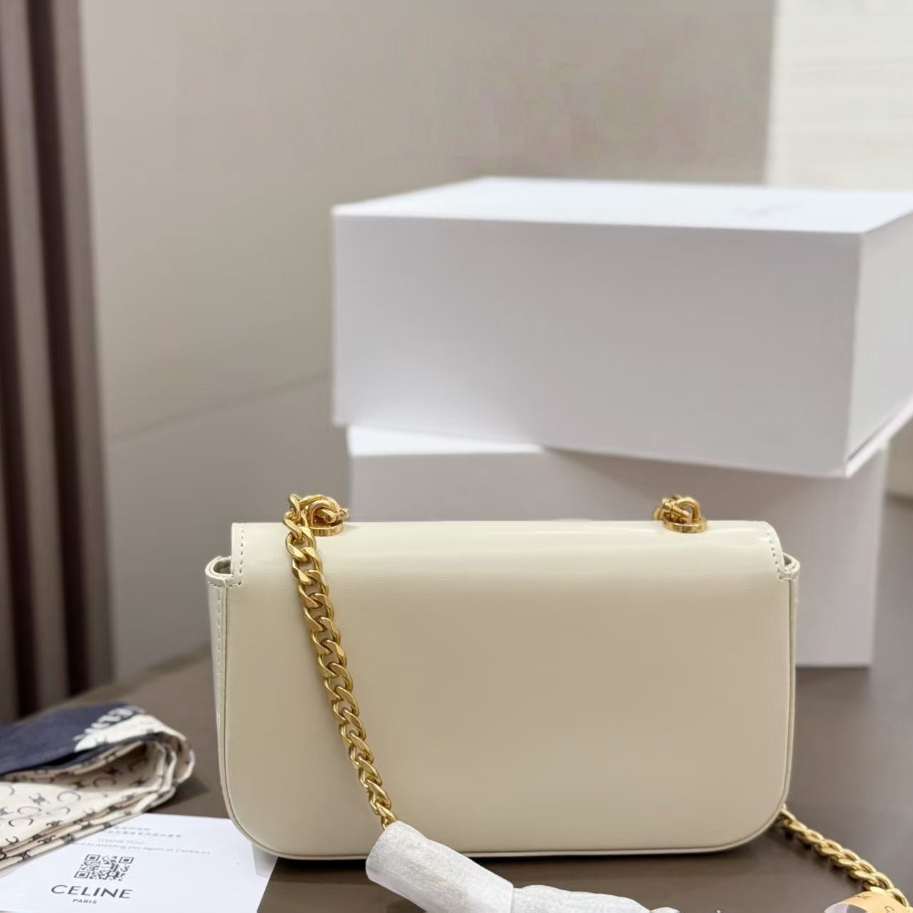 CHAIN SHOULDER BAG