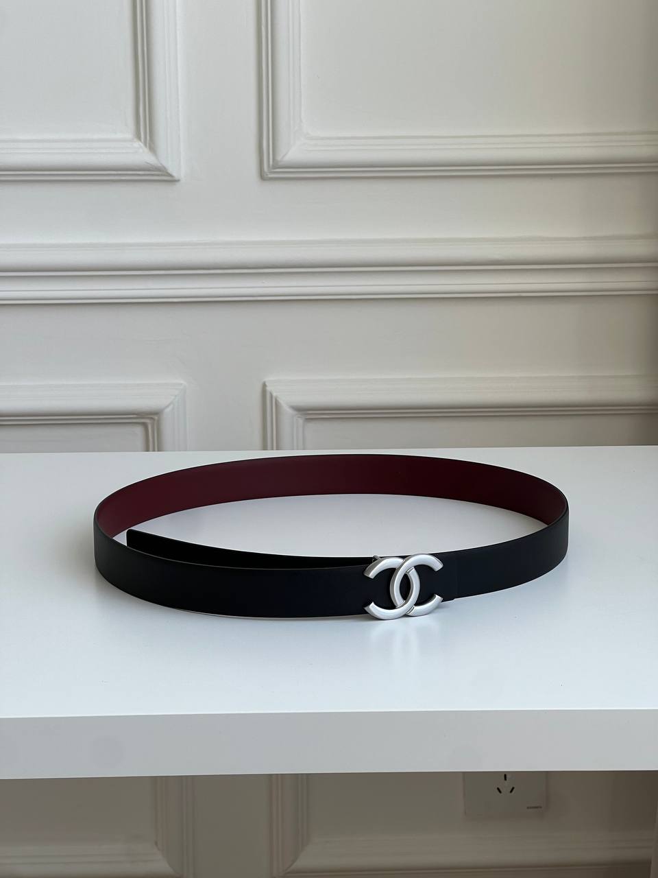 Chanel Black & Burgundy Reversible Smooth Leather Belt With Silver Interlocking CC Buckle