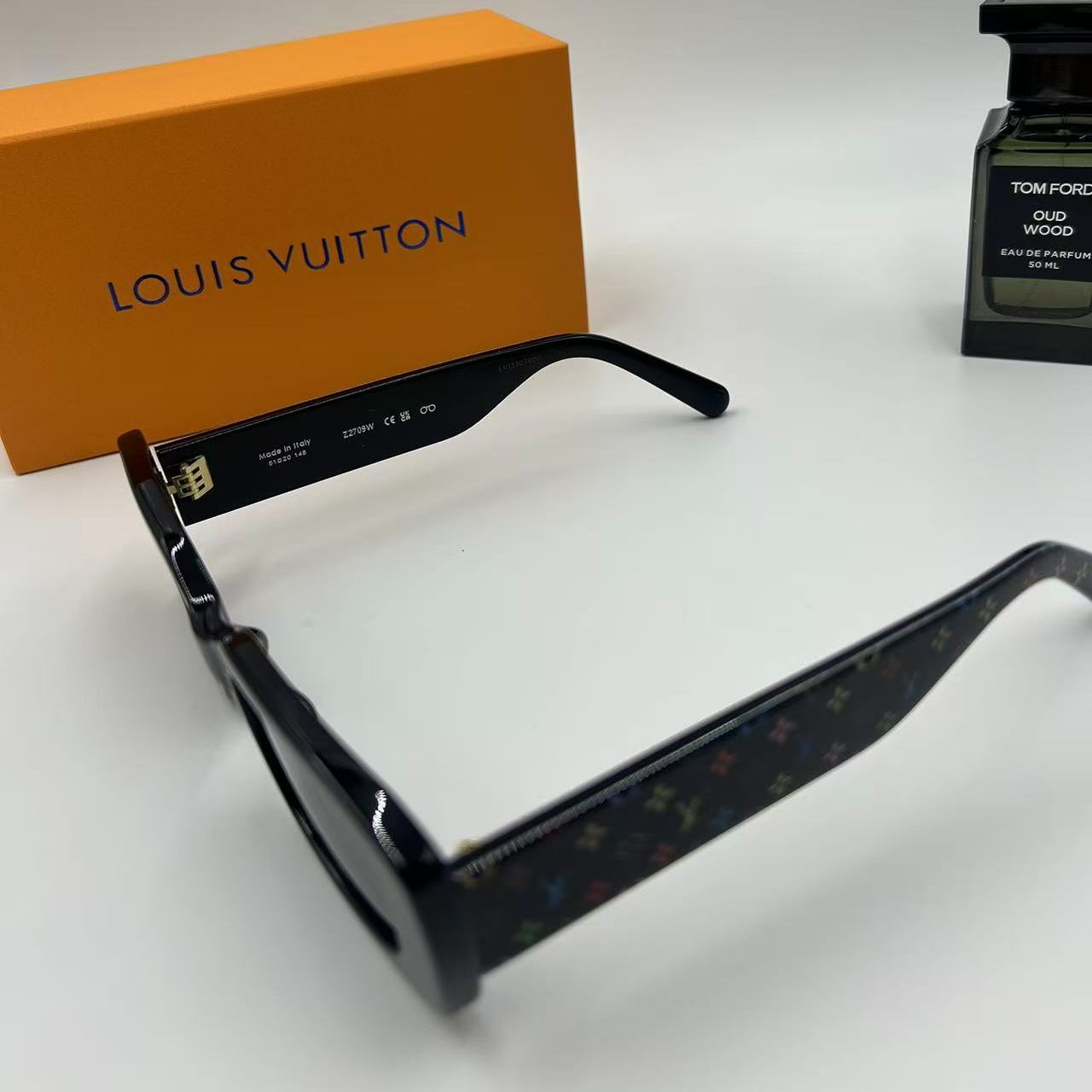 IV X TM MULTIGRAM CAT EYE SUNGLASSES