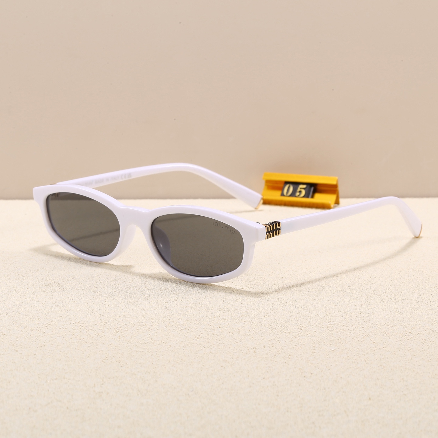 Miu Miu Fashionable Sunglasses