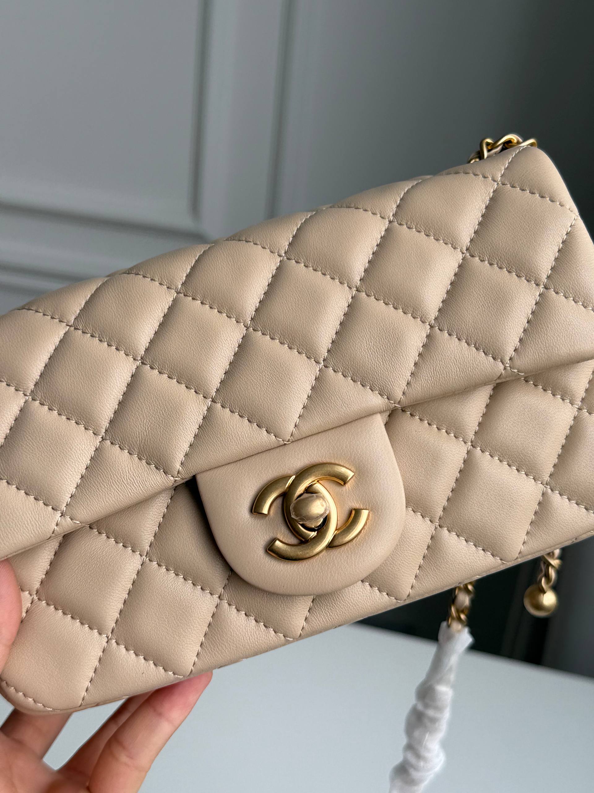hanel Small Classic Flap in Milk Tea Beige Lambskin