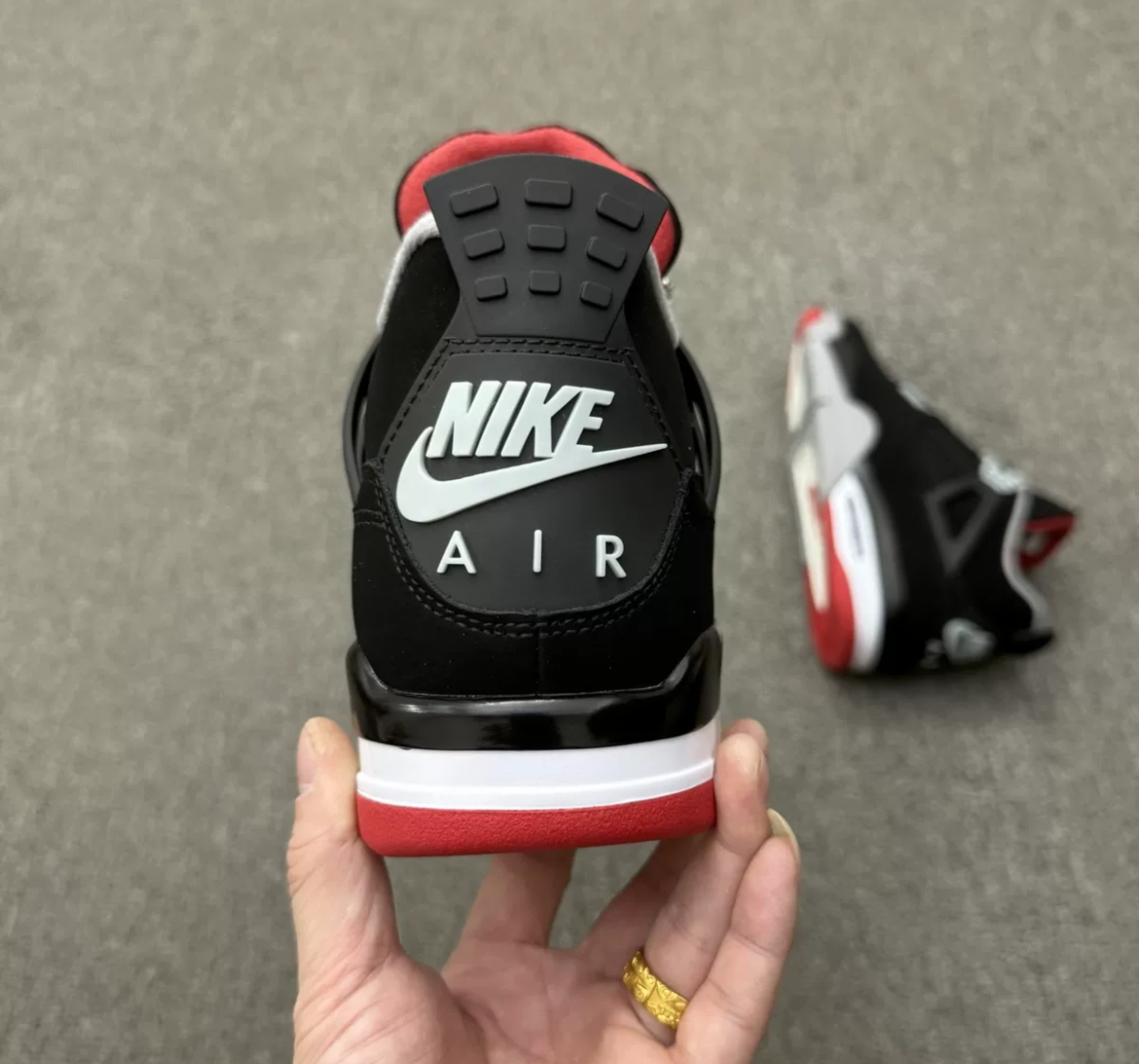 Air Jordan 4 Retro OG 
