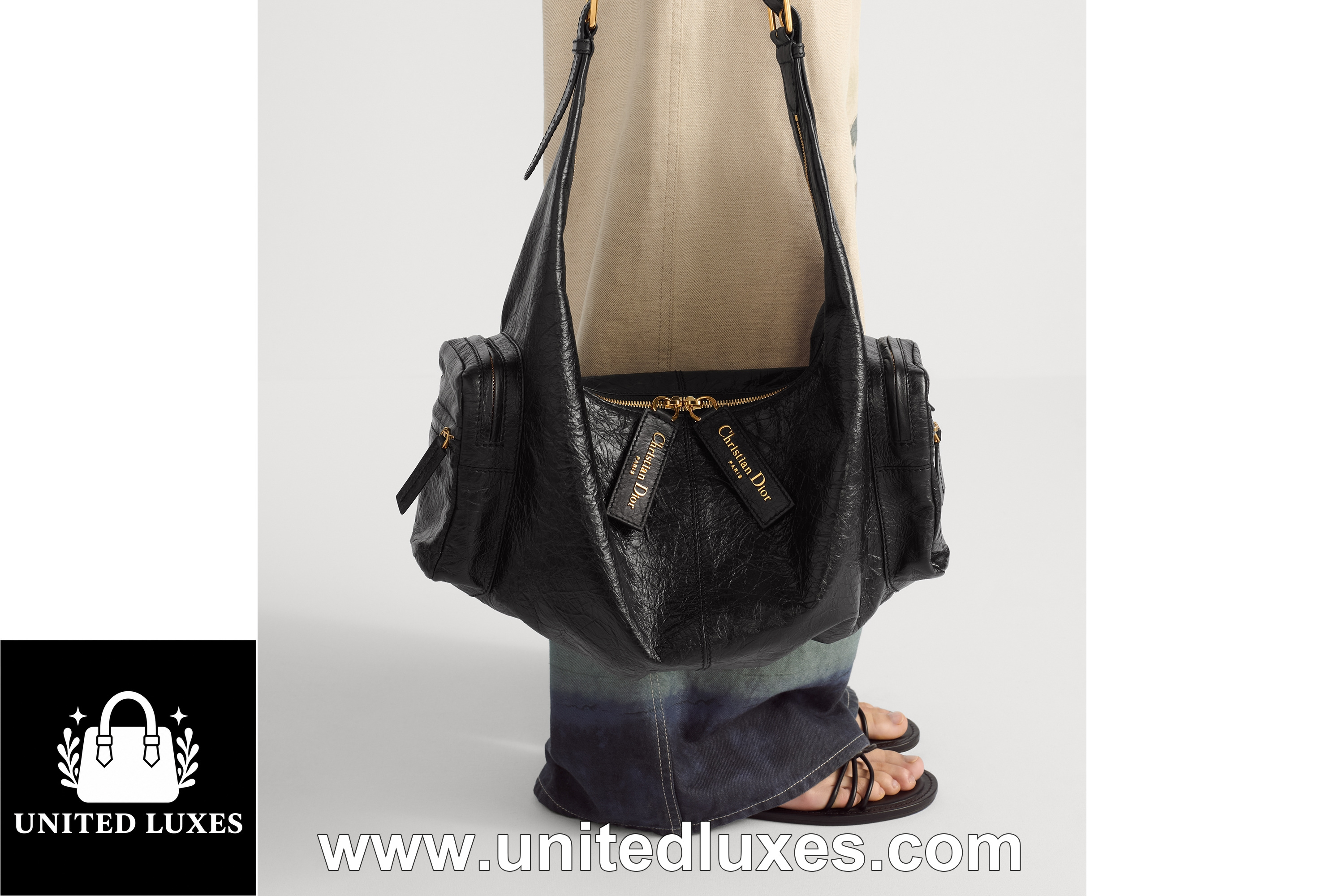 Replica Medium Grand Tour Multipocket Bag