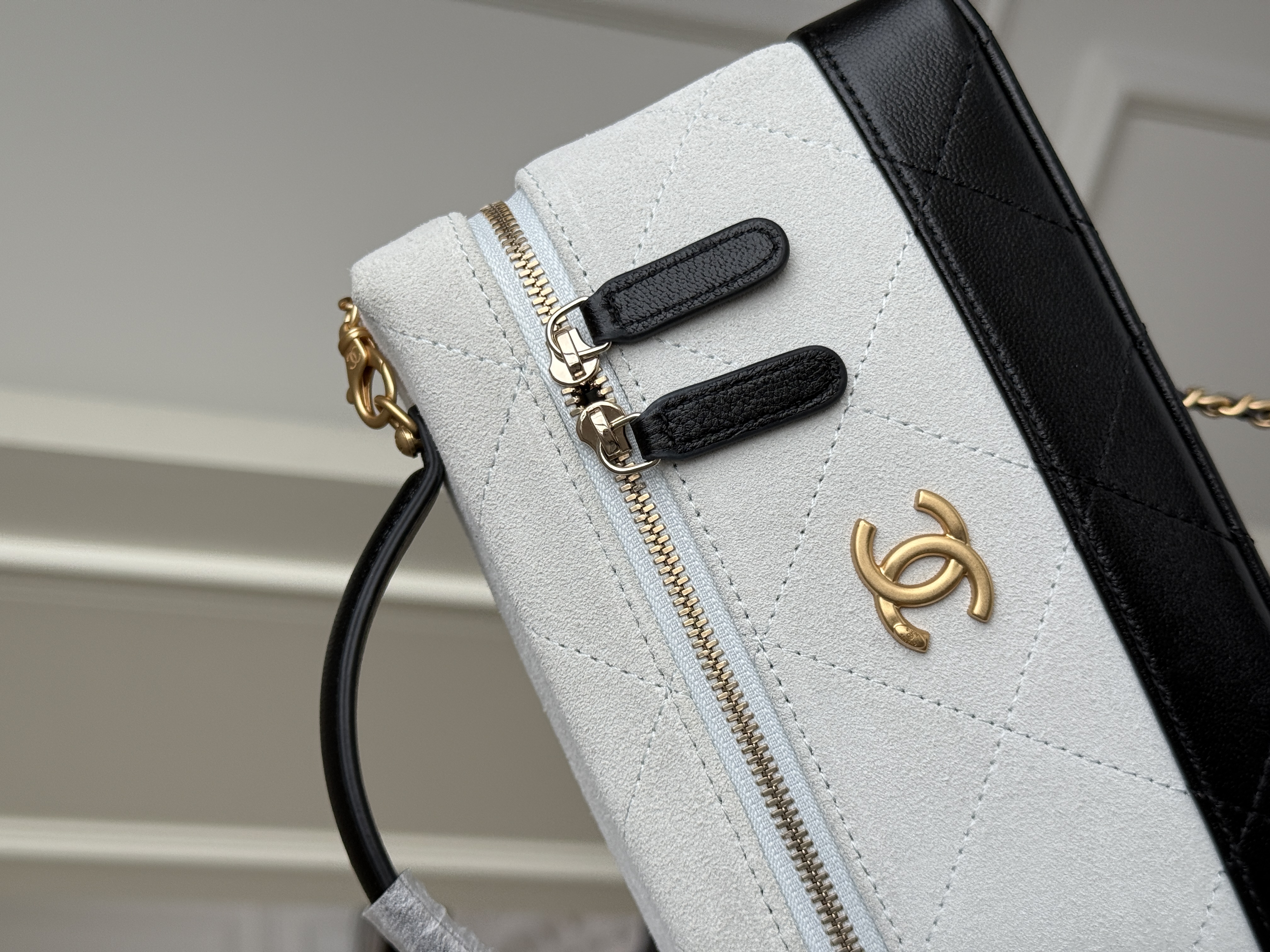 CHANEL Two-Tone Suede Quilted CC Handle Vanity Case Bag