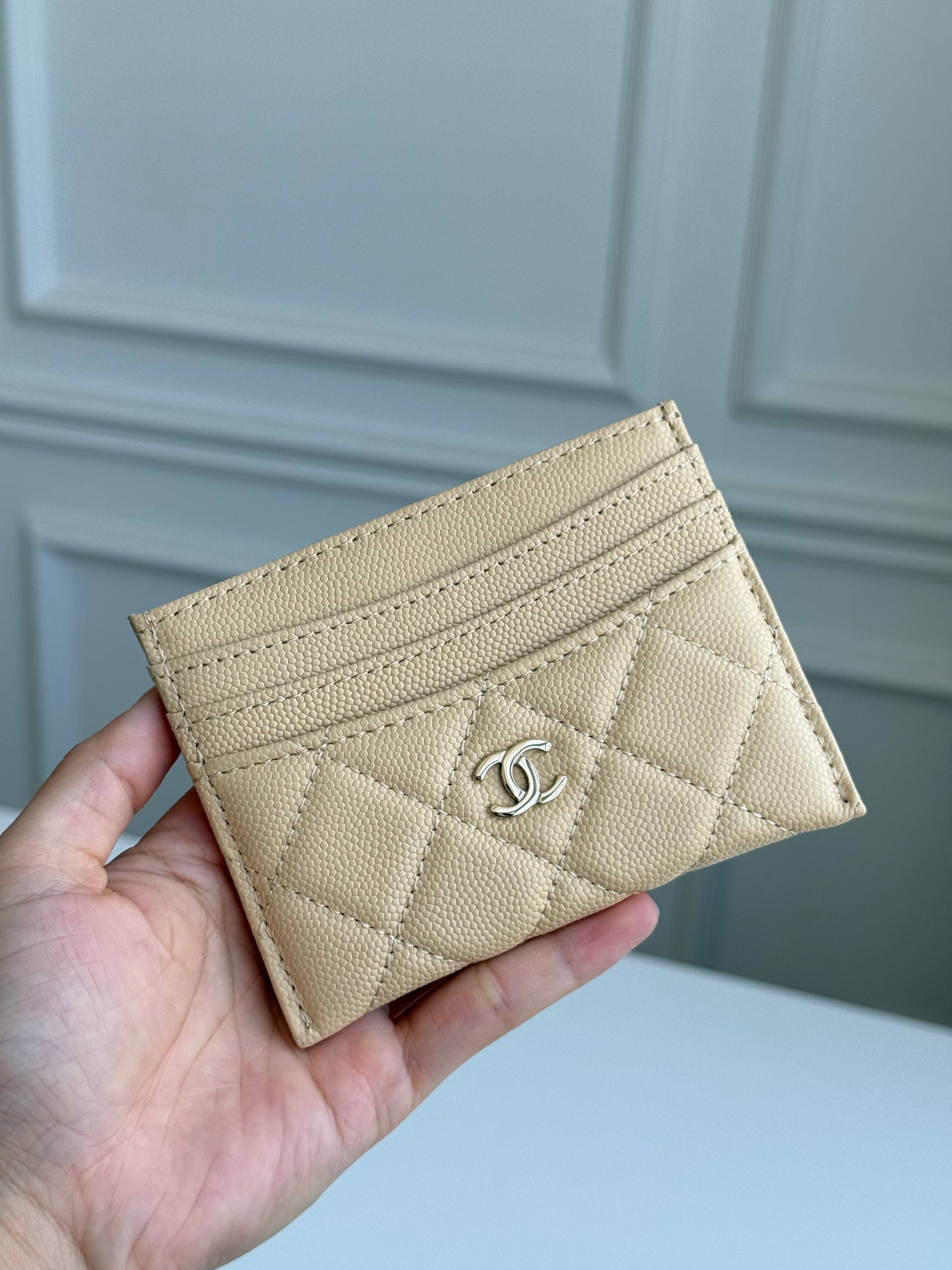 Chanel Classic Quilted Caviar Card Holder