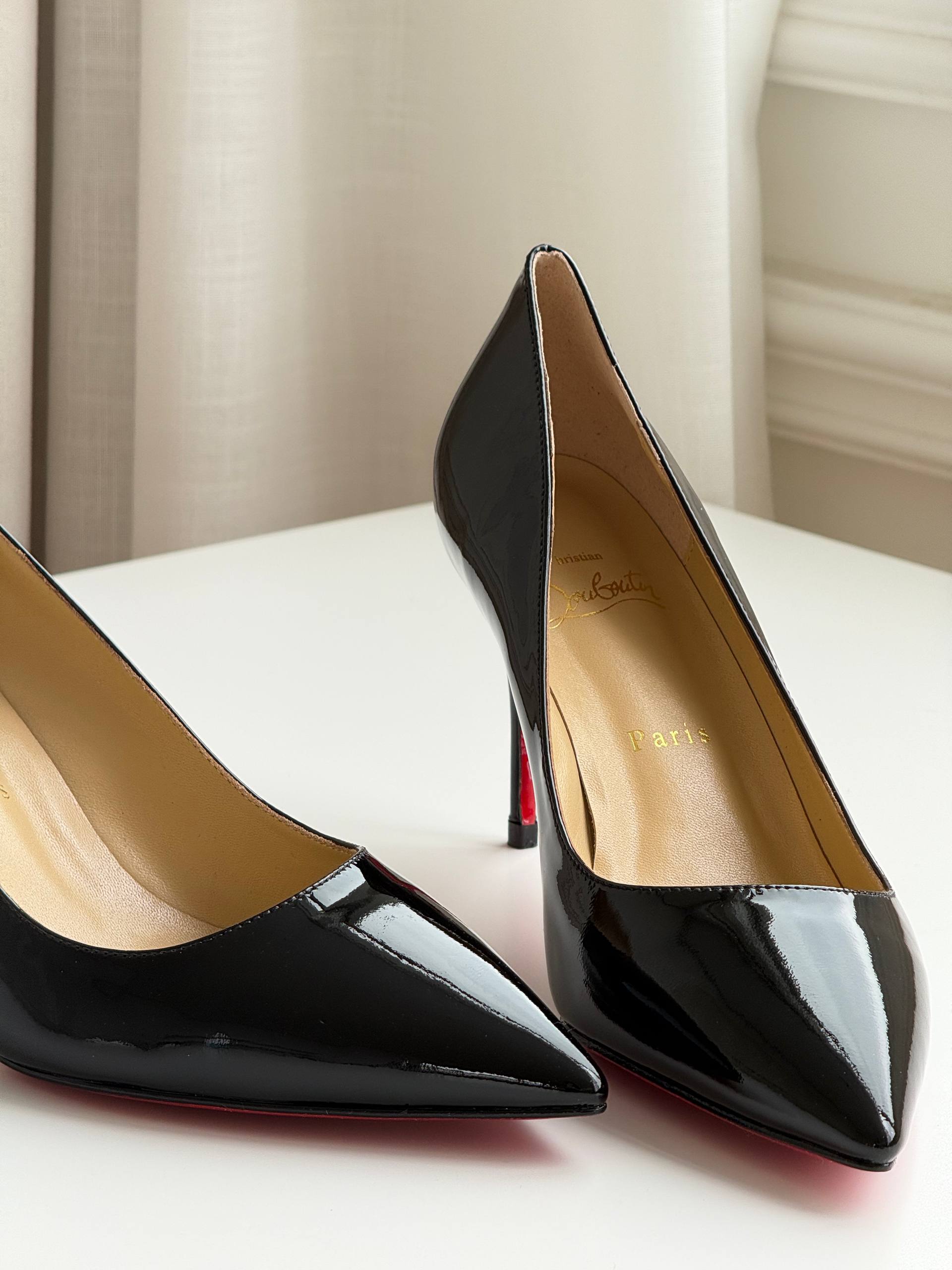 Classic Christian Louboutin Red Sole Patent Pointed Toe Stiletto Pumps