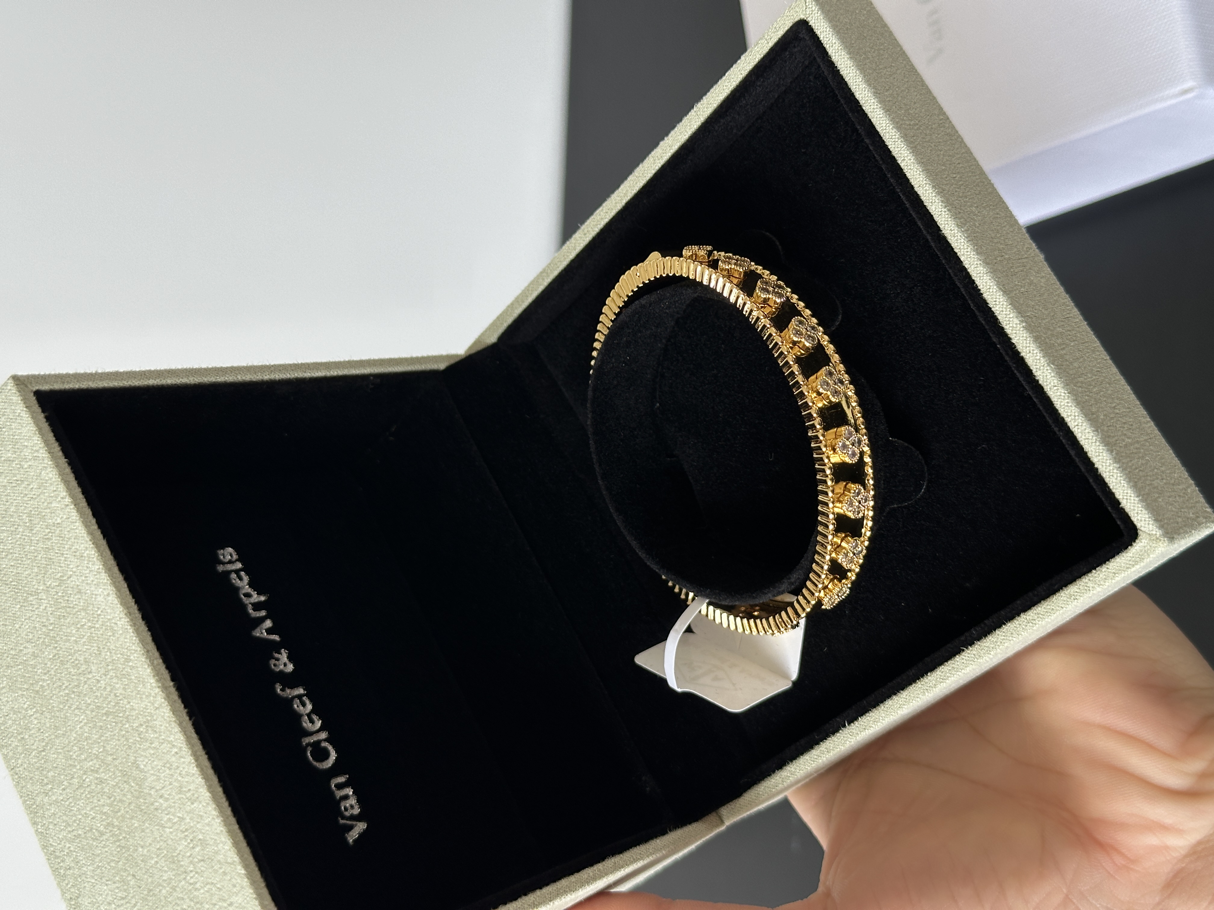 Van Cleef & Arpels Vintage Alhambra Diamond Four-Leaf Clover Perlee Gold Bangle