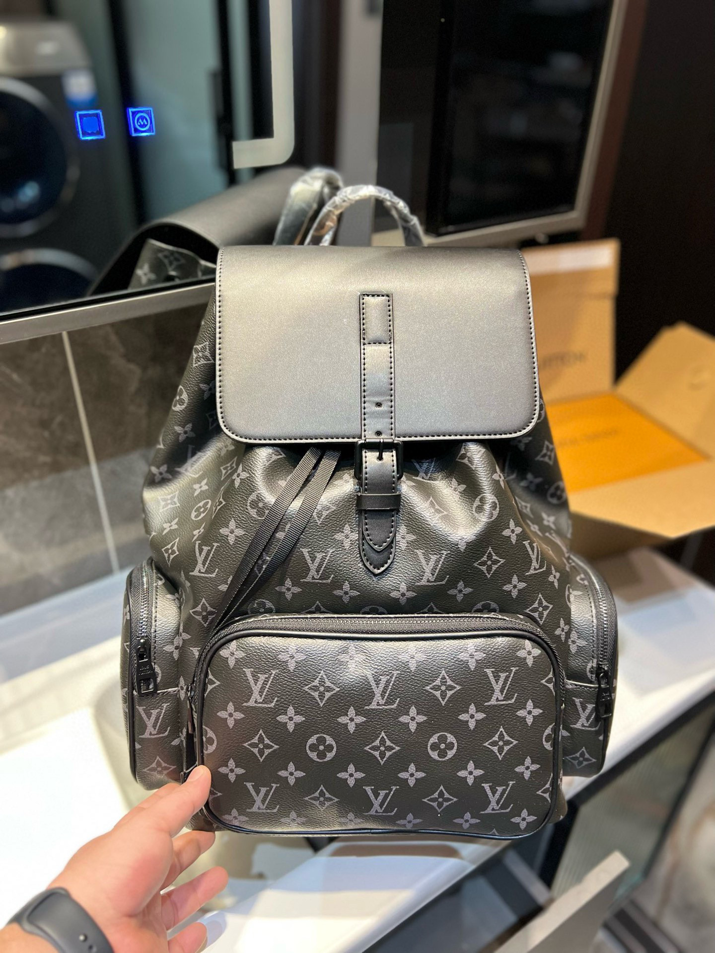 LV Mont Souris Backpack Black color