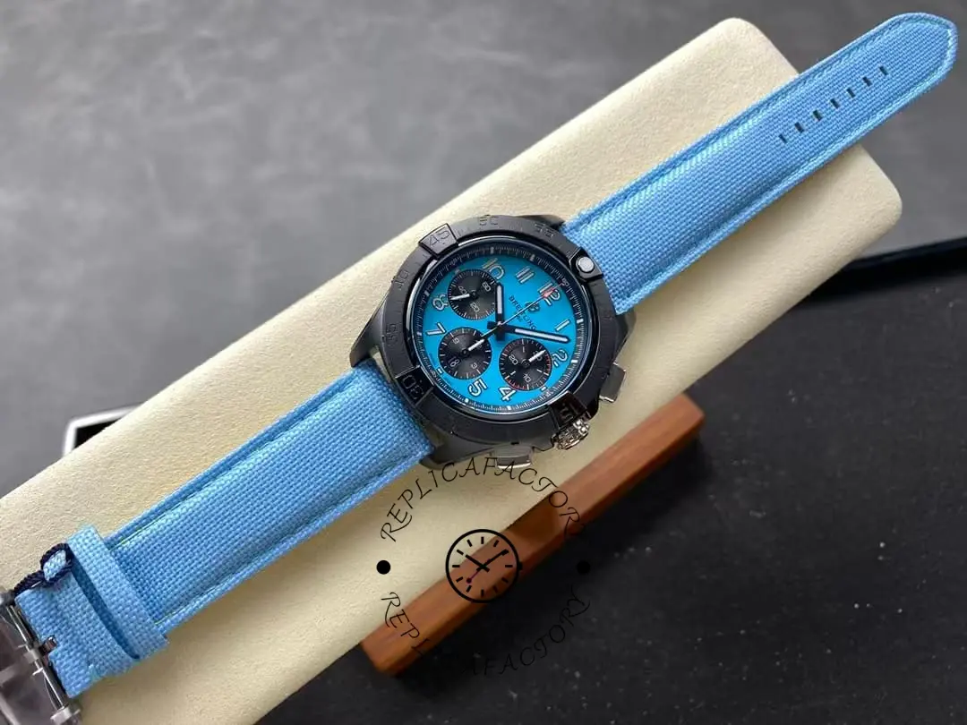 Breitling Avenger B01 Chronograph 42mm Night Mission SB0146101L1X1 Replica