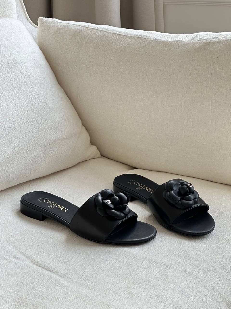 Chanel Black Smooth Leather Camellia Flat Slide Sandals