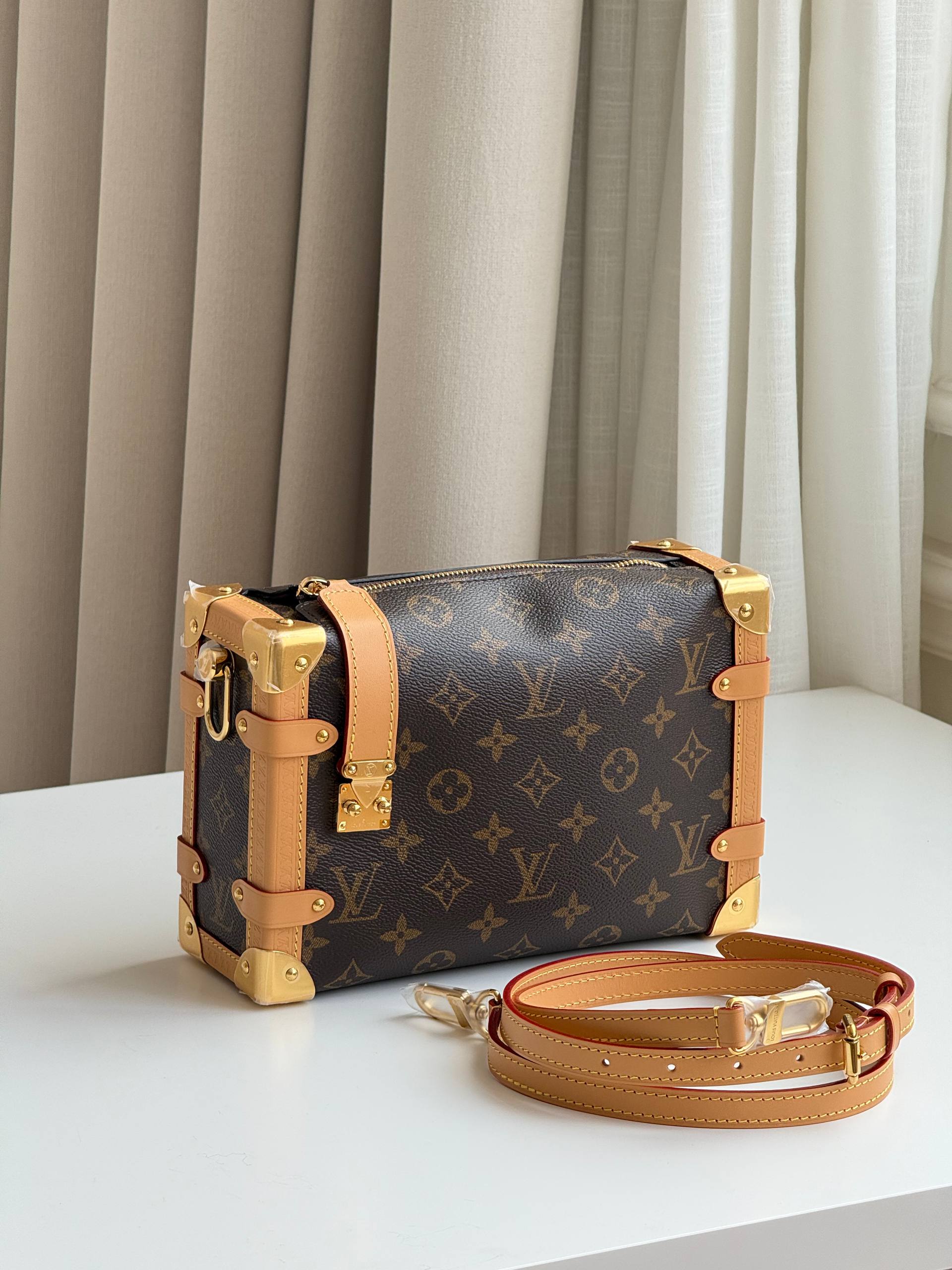 LV Side Trunk Monogram Box Bag