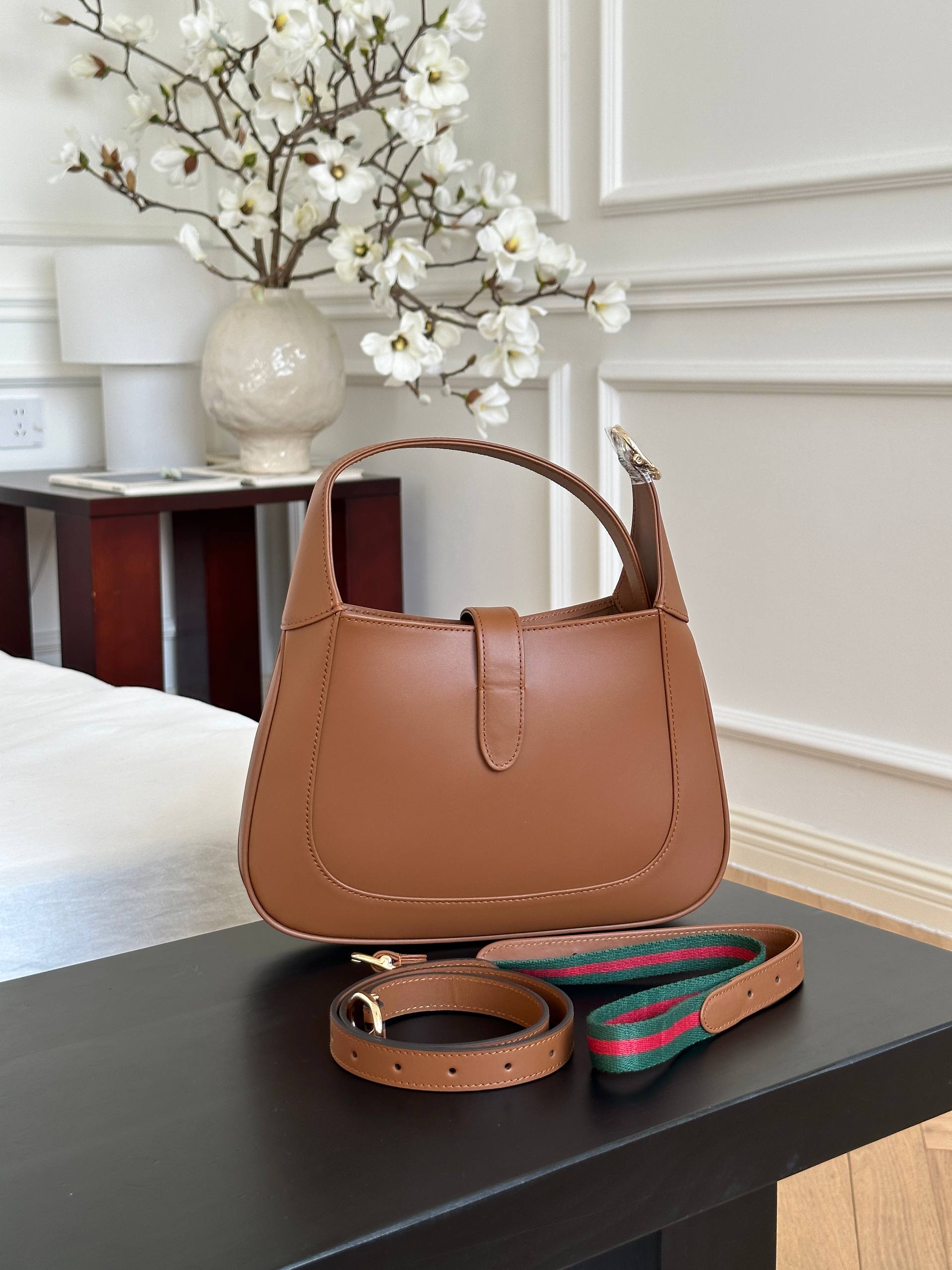 Gucci Jackie 1961 Small Caramel Smooth Leather Hobo Bag with Web Strap