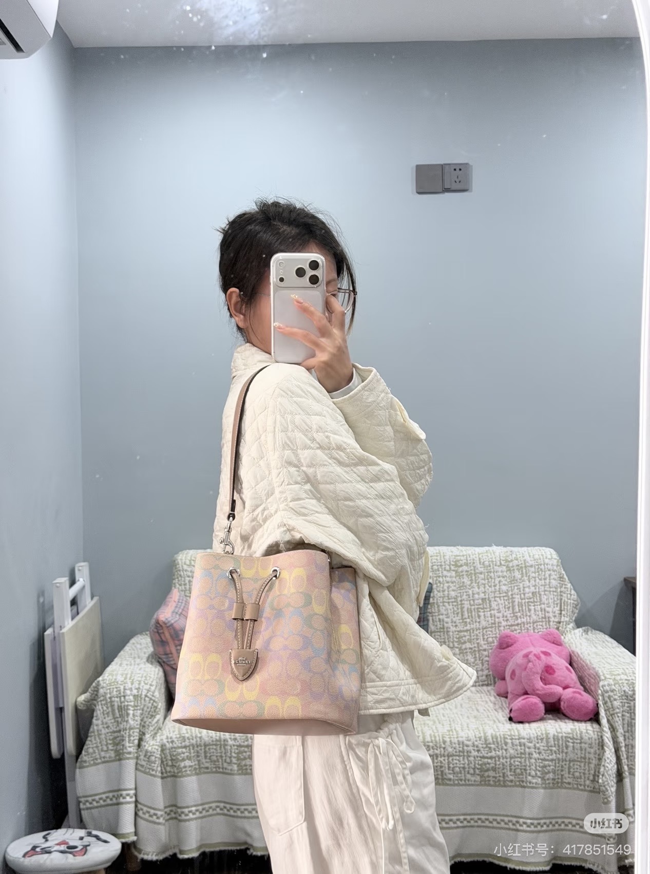 Women Handbag CEL14 CDY21 CBH06 CBH07 CDA92 CEA23 ROWAN BUCKET BAG IN PRETTY SIGNATURE CANVAS