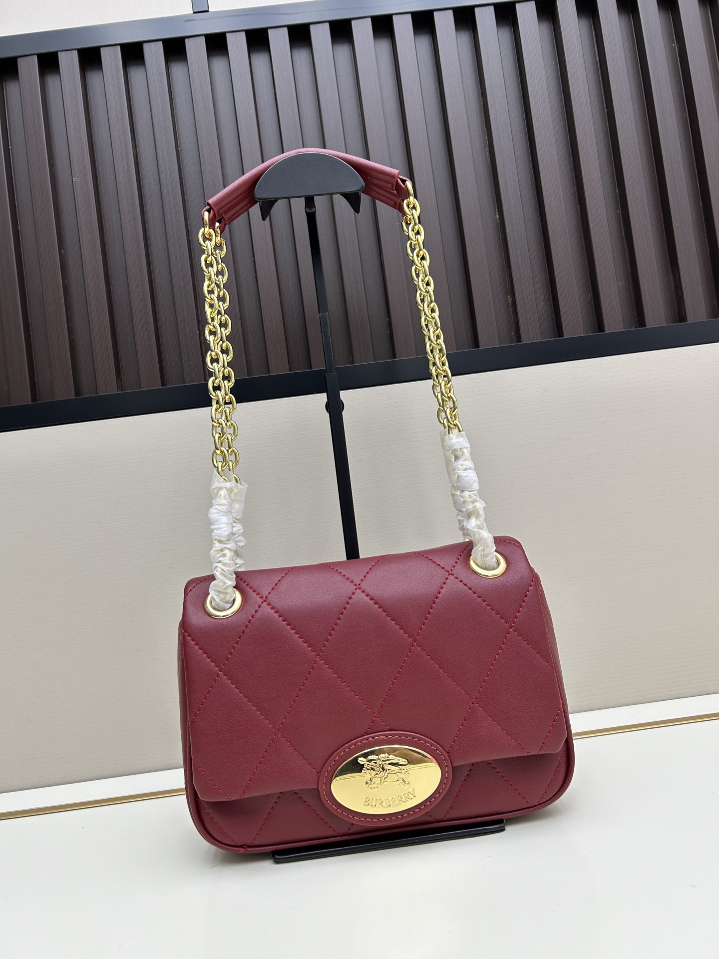 Knight Seal Bag