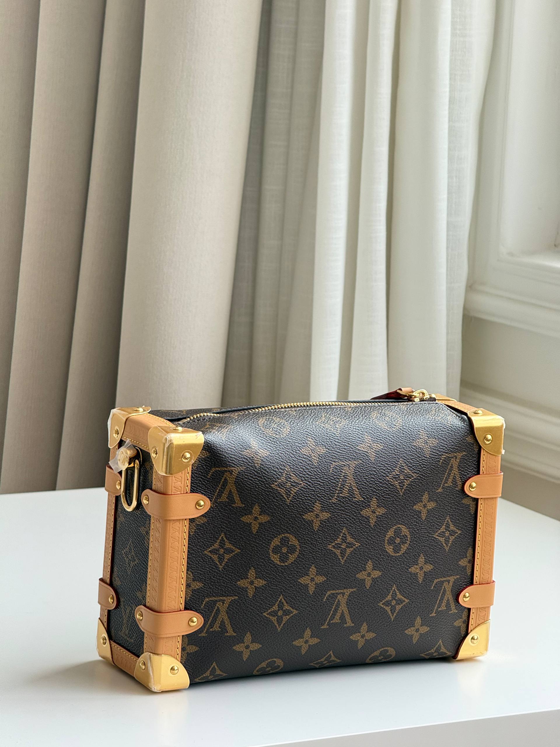 LV Side Trunk Monogram Box Bag