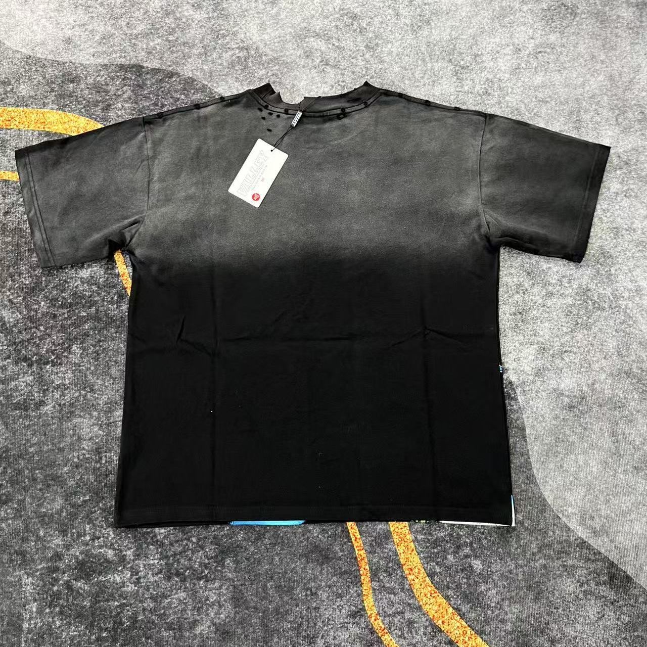 vale letter print washed tee