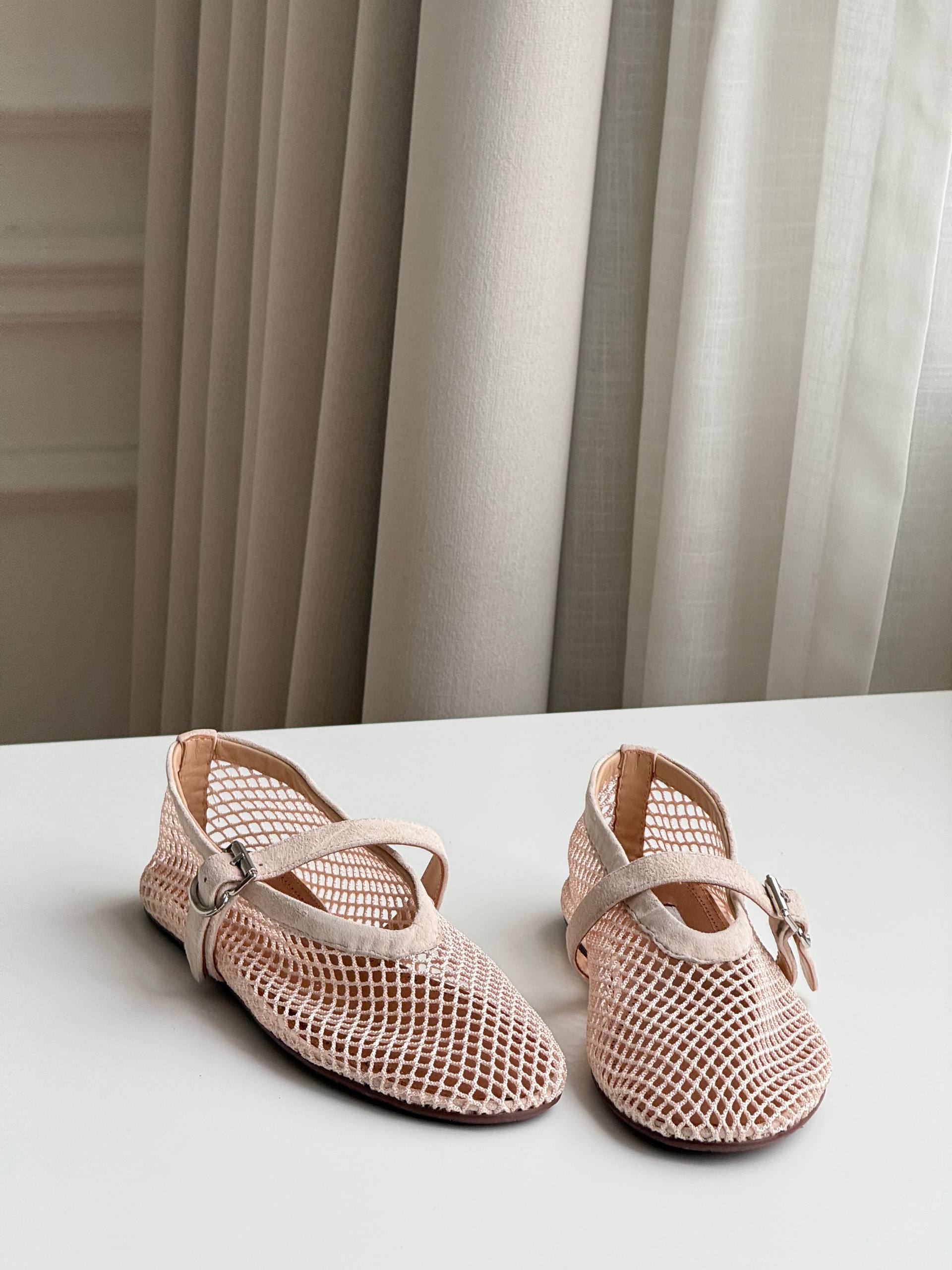 Mesh Hollow-out Mary Jane Ballet Flats