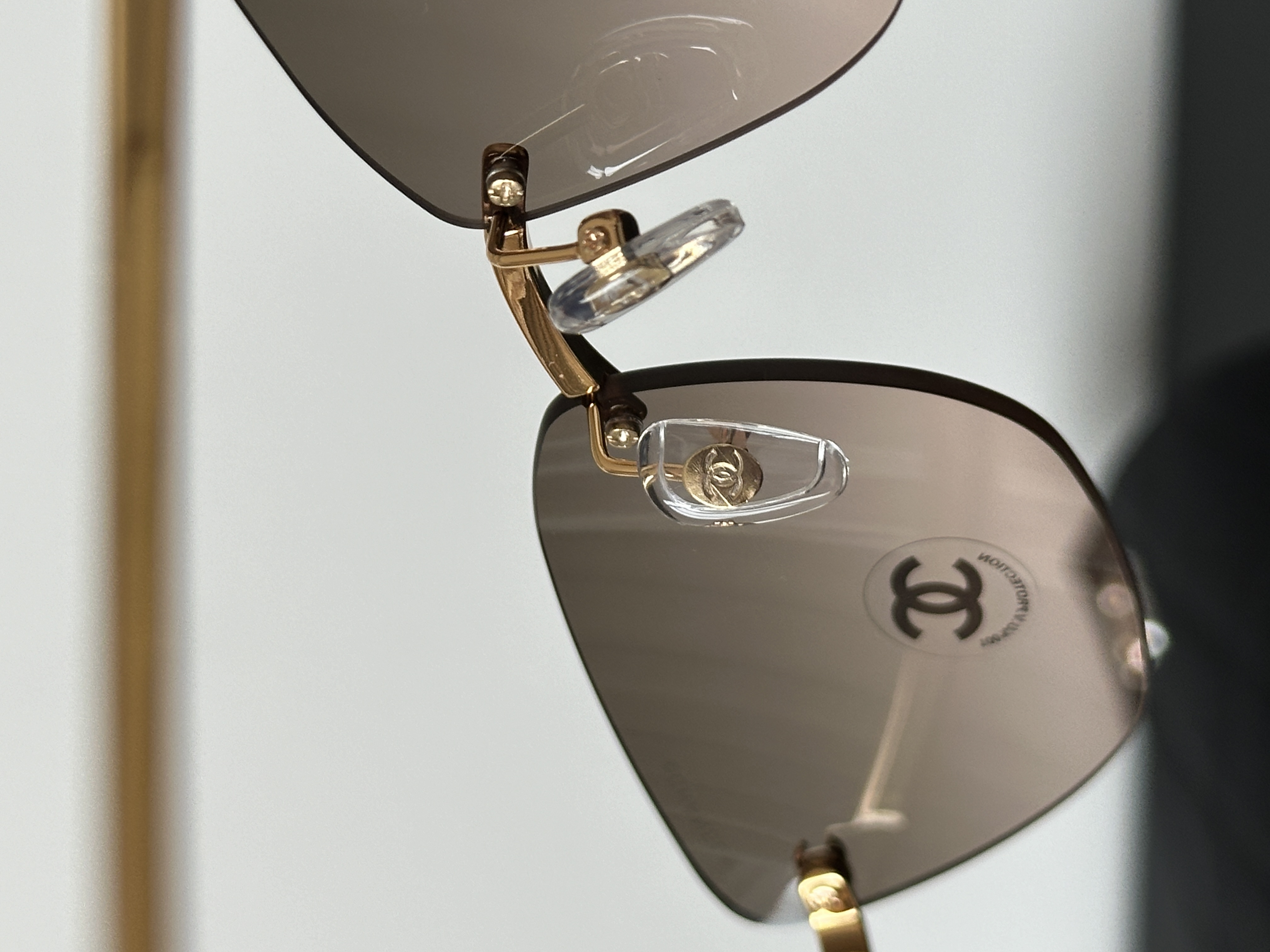 CHANEL Rimless Metal CC Cut Gradient Brown Sunglasses