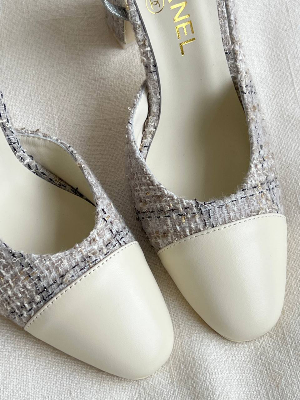 Chanel Grey Silver Tweed & Off-white Leather Slingback Block Heel Pumps