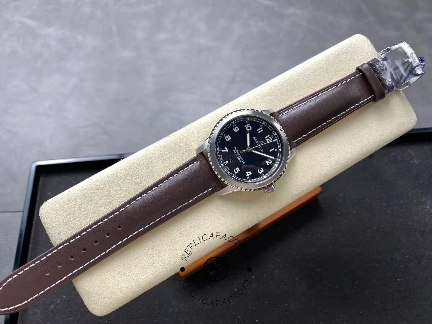 Breitling Navitimer 8 Automatic 1:1 Clone A17314101B1X1 41mm Brown Calfskin Strap