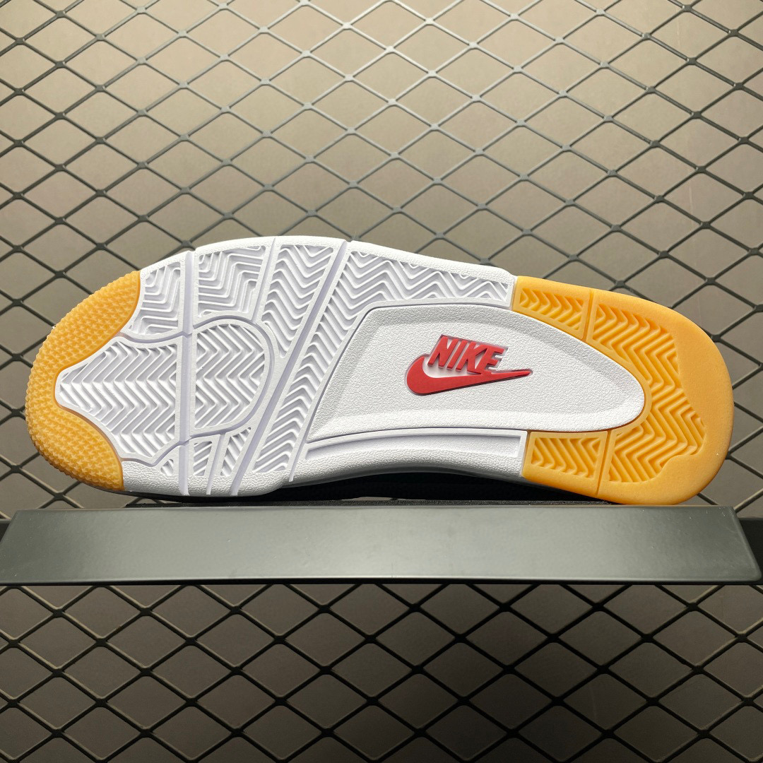 NK SB & Air Jordan 4 Navy