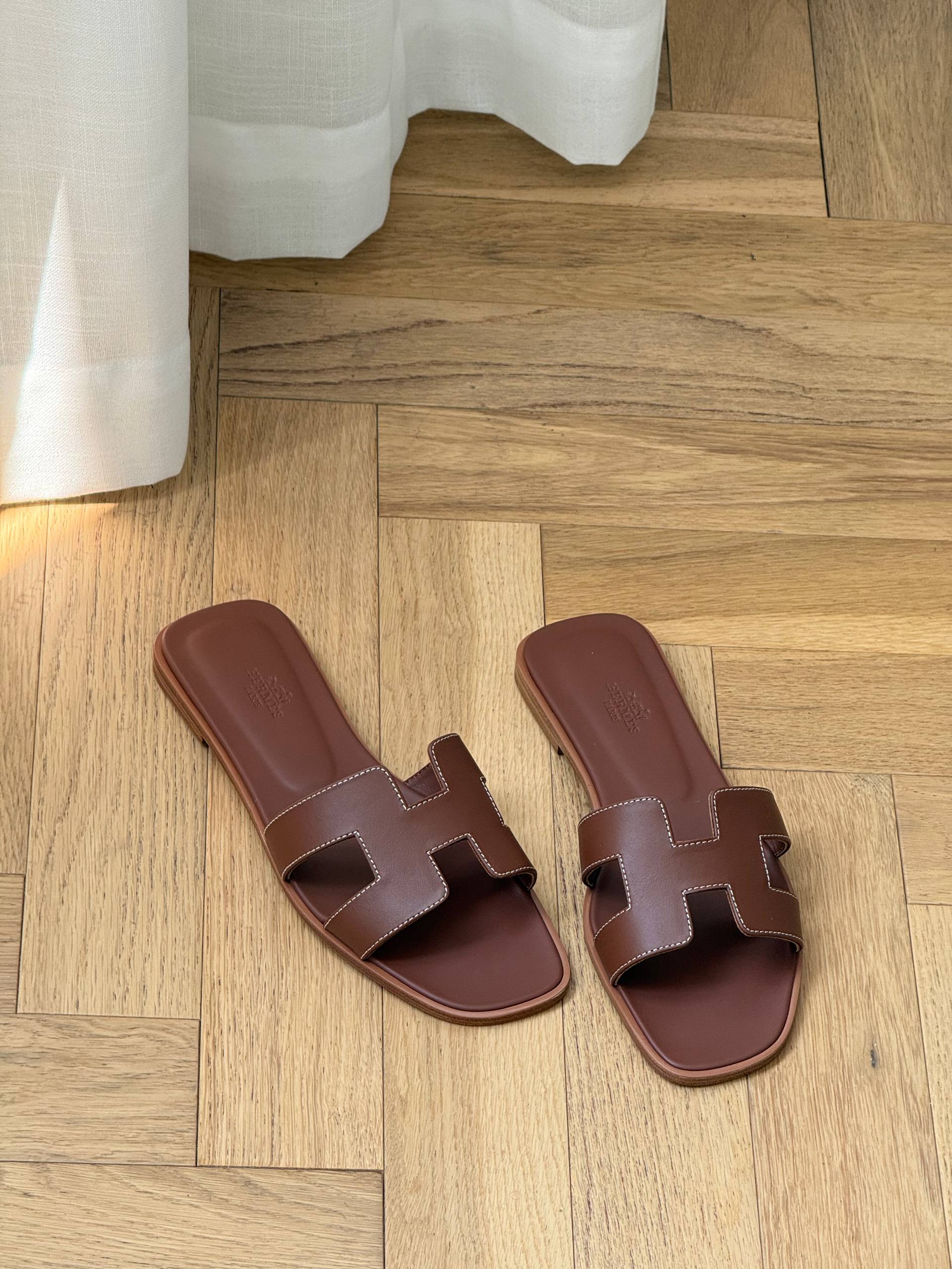 Hermès Oran Sandals
