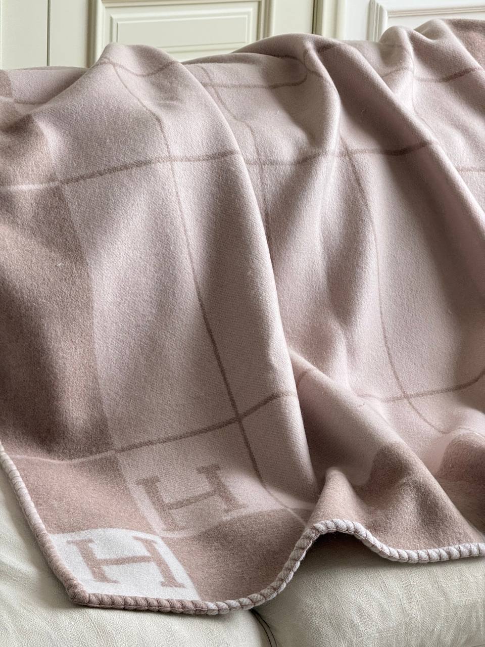 Hermès Avalon Blanket (H Check Wool-Cashmere Throw