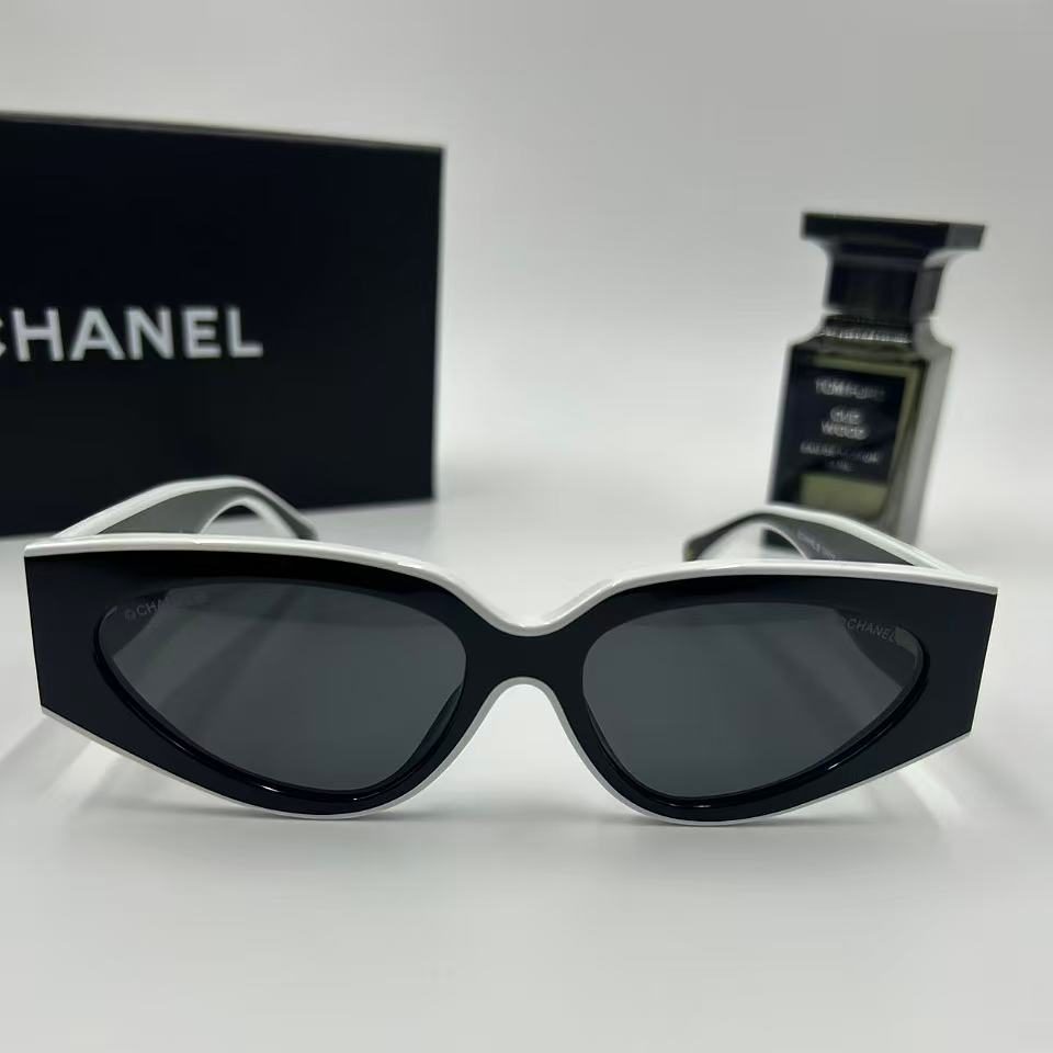 CAT EYE SUNGLASSES