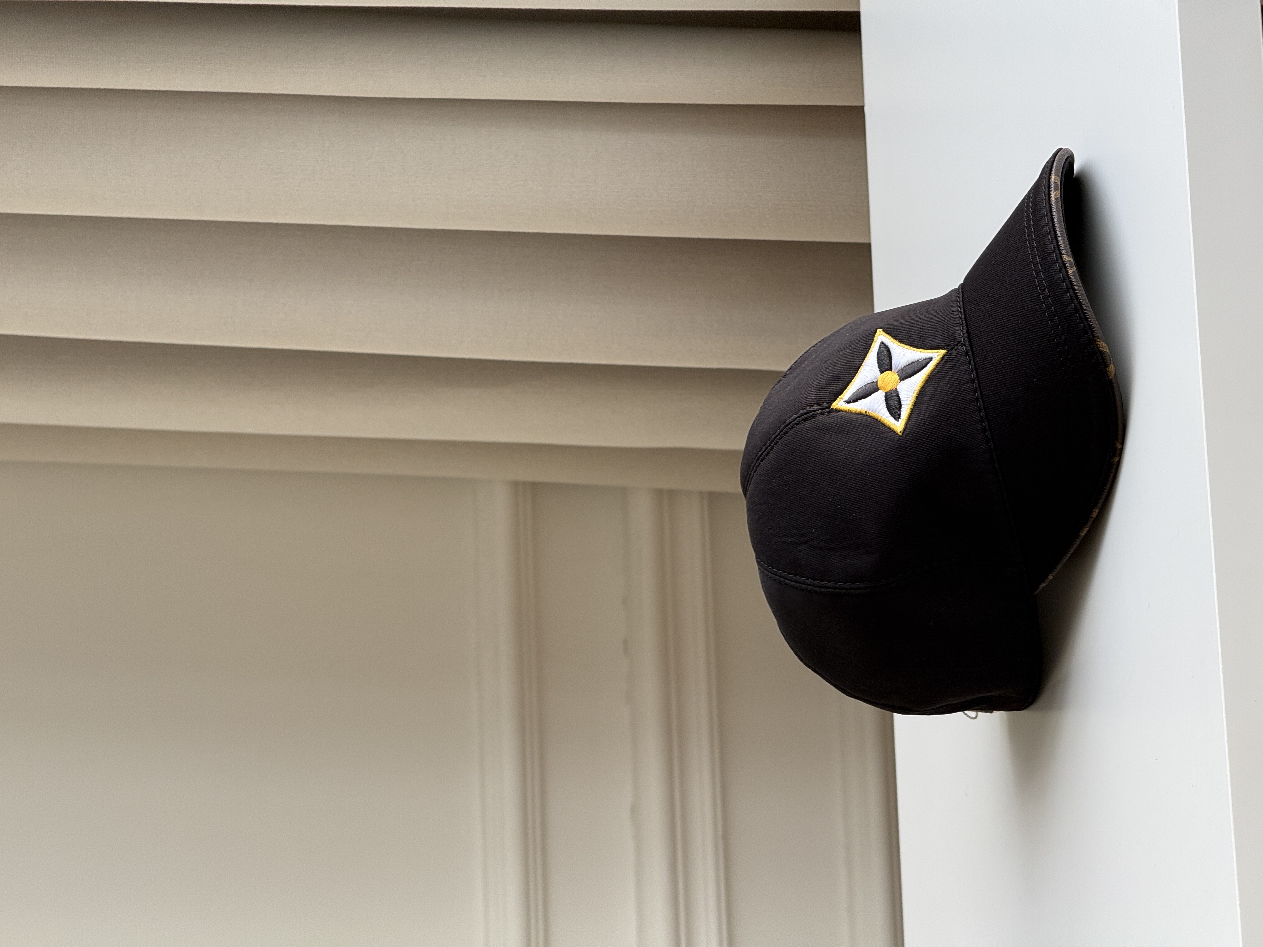 Louis Vuitton Black Nylon Four-Leaf Flower Embroidery Baseball Cap