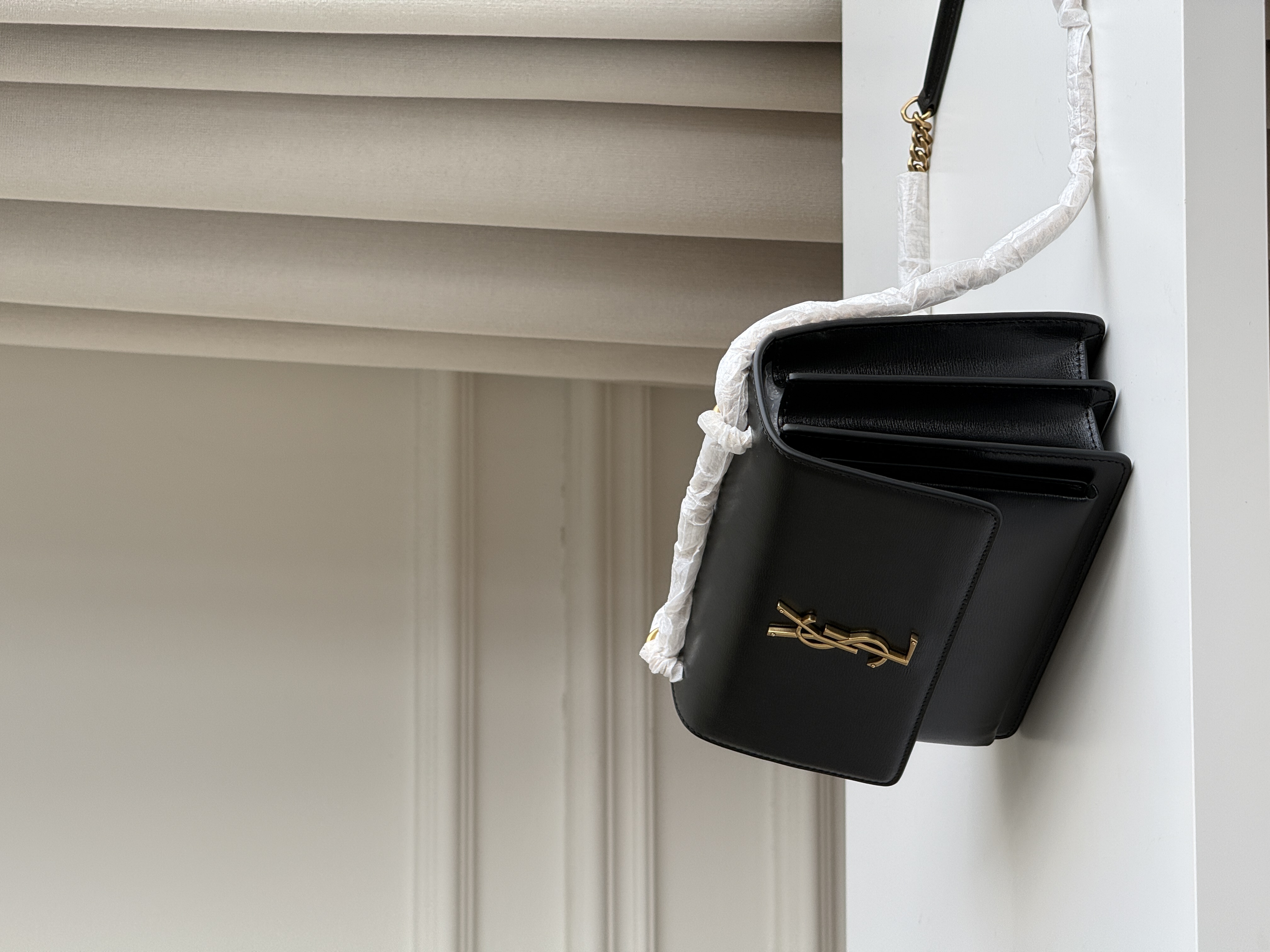 Yves Saint Laurent Black Smooth Calfskin Gold Logo Shoulder Bag