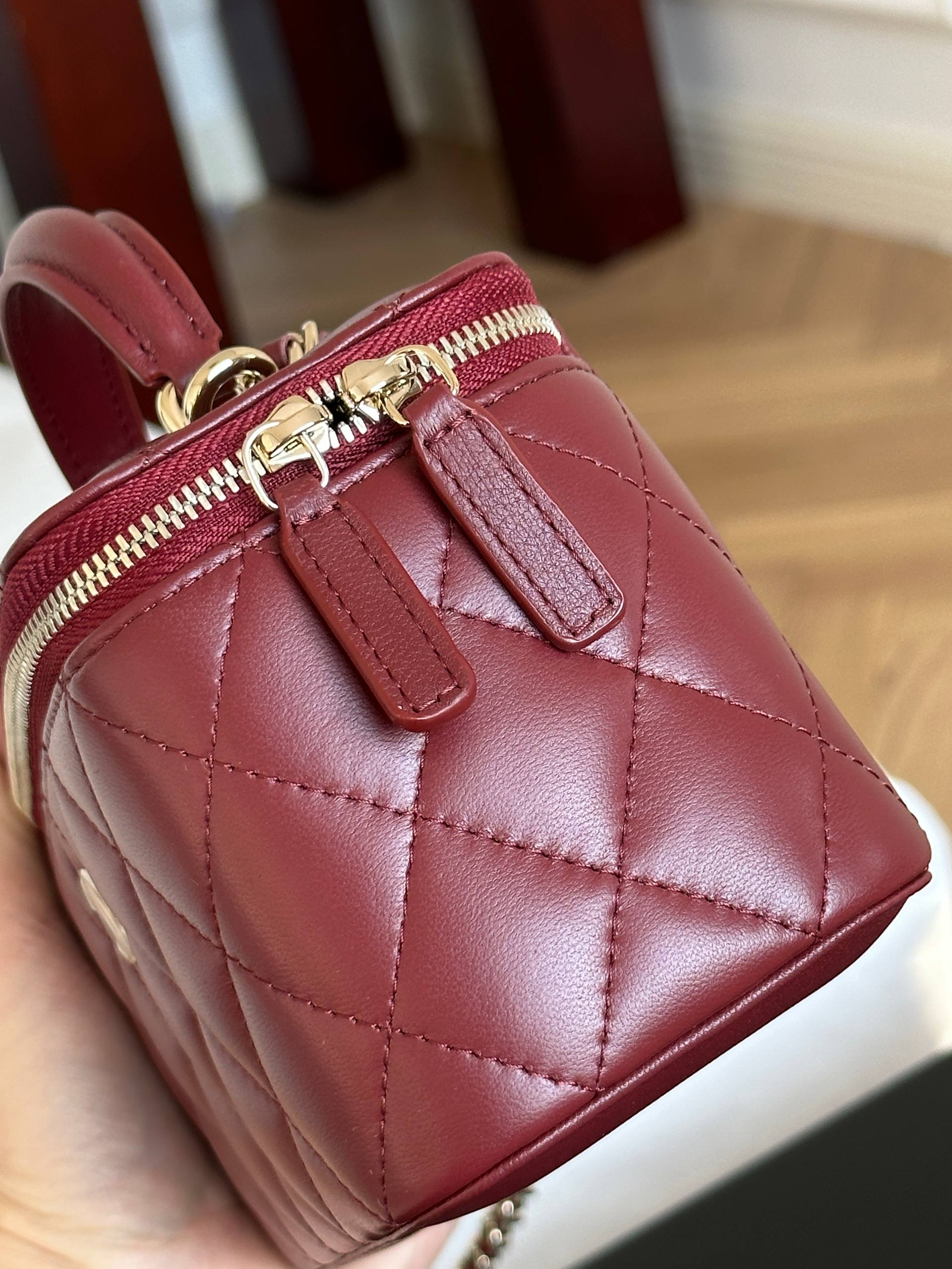 CHANEL Burgundy Lambskin Quilted Vanity Case Chain Crossbody Bag