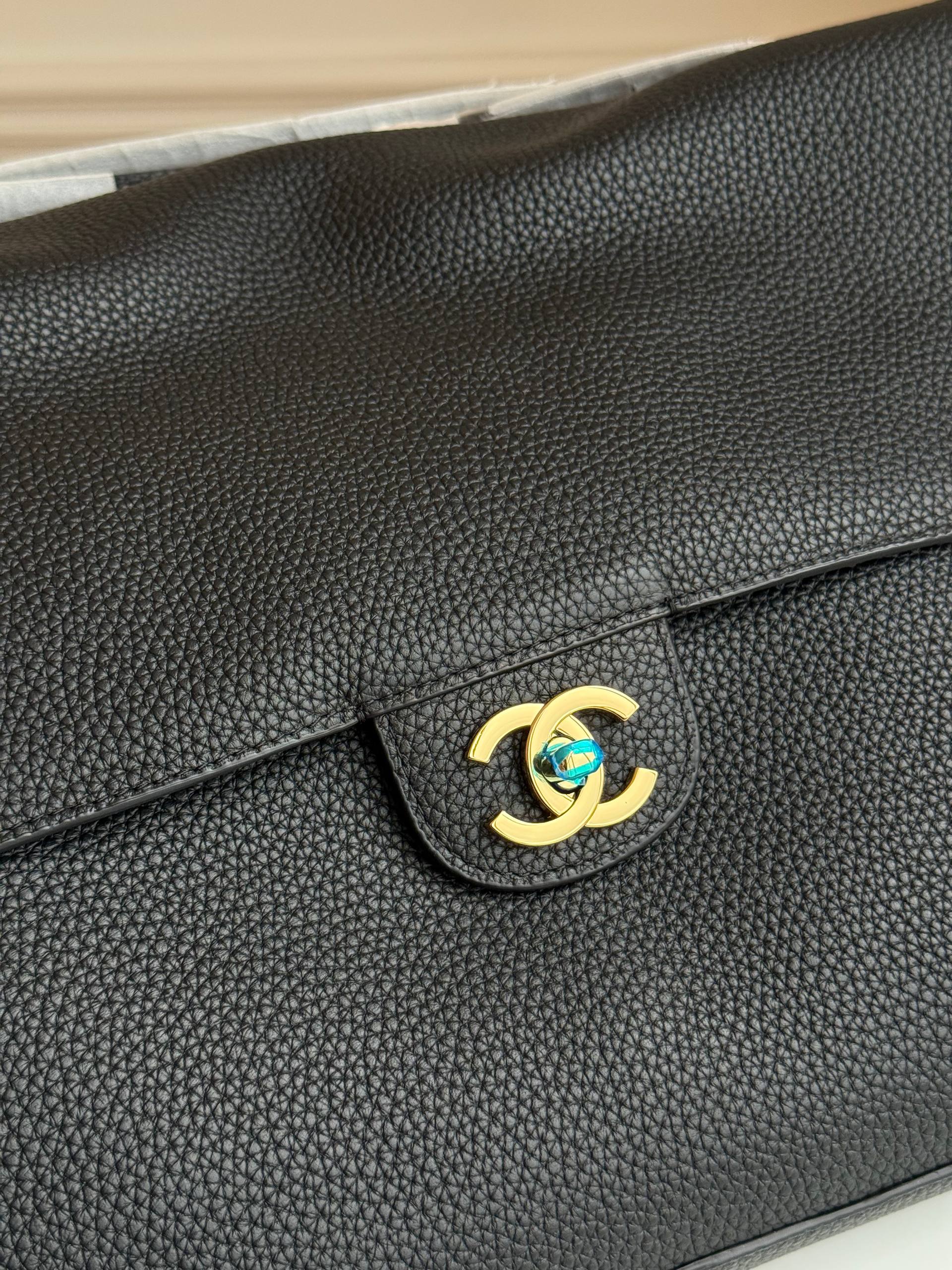 Chanel Souplissimo Maxi Flap Grained Calfskin Tote Bag