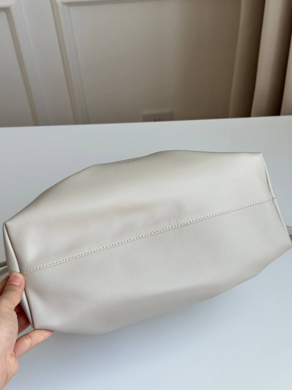 Bottega Veneta Light Grey Smooth Lambskin Knot Drawstring Jodie Cloud Shoulder Crossbody Bag