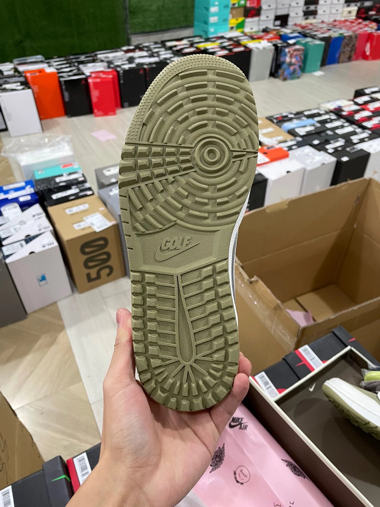 Travis Scott Air Jordan 1 Low Golf Neutral Olive