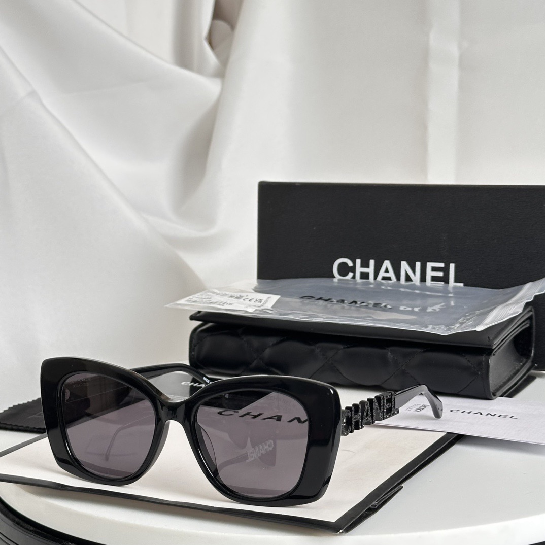 Square Sunglasses