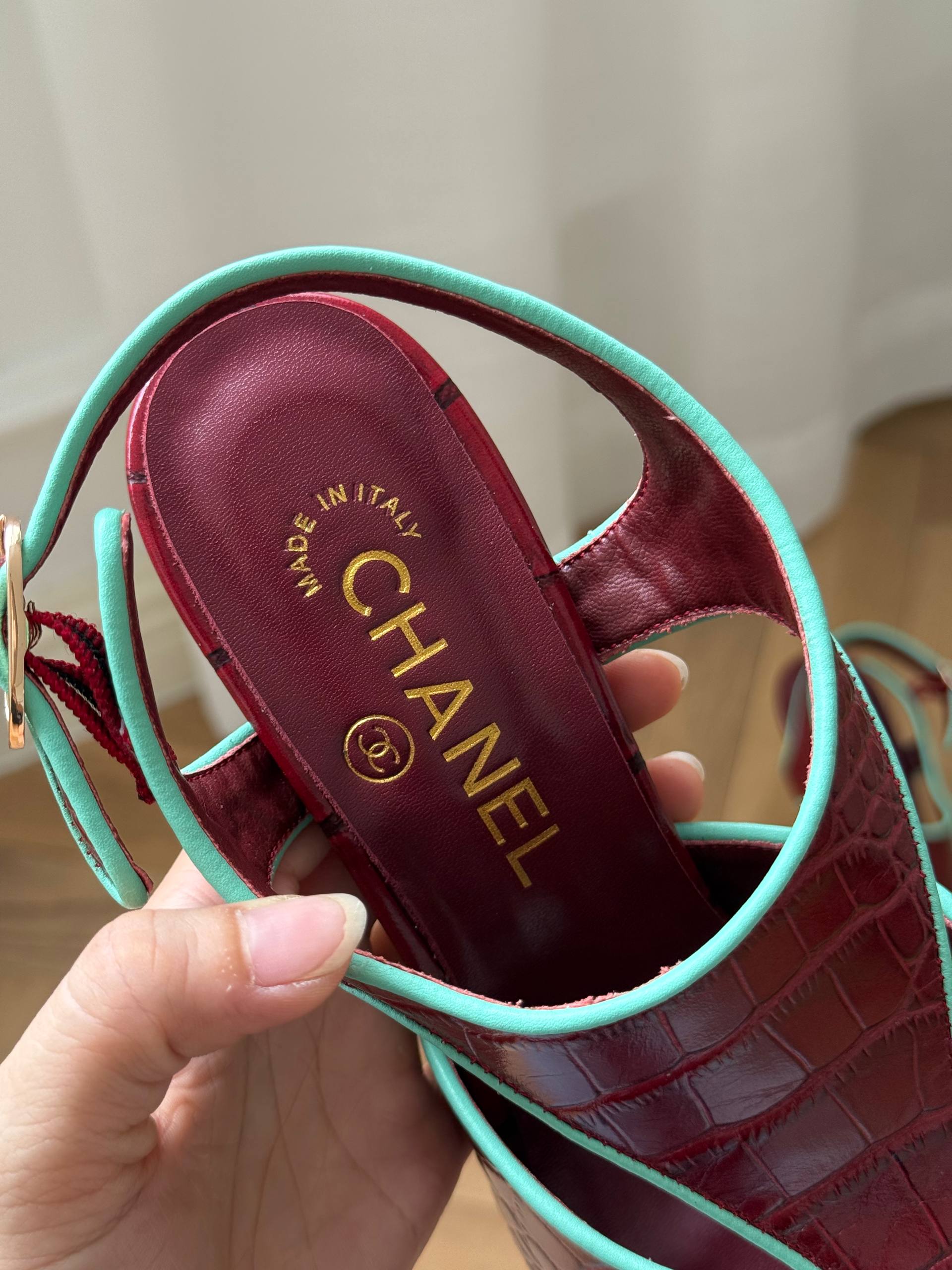 CHANEL Slingbacks