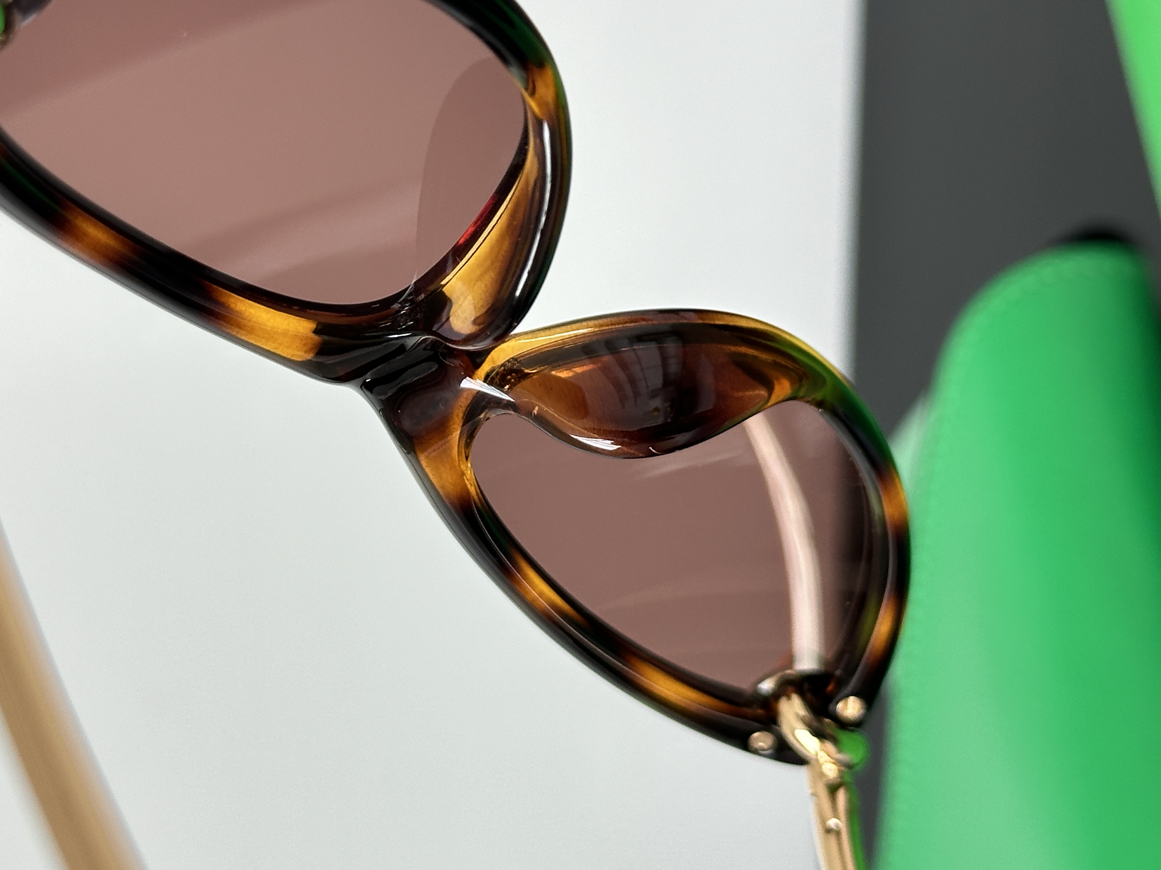 Bottega Veneta Knot Cat-Eye Sunglasses
