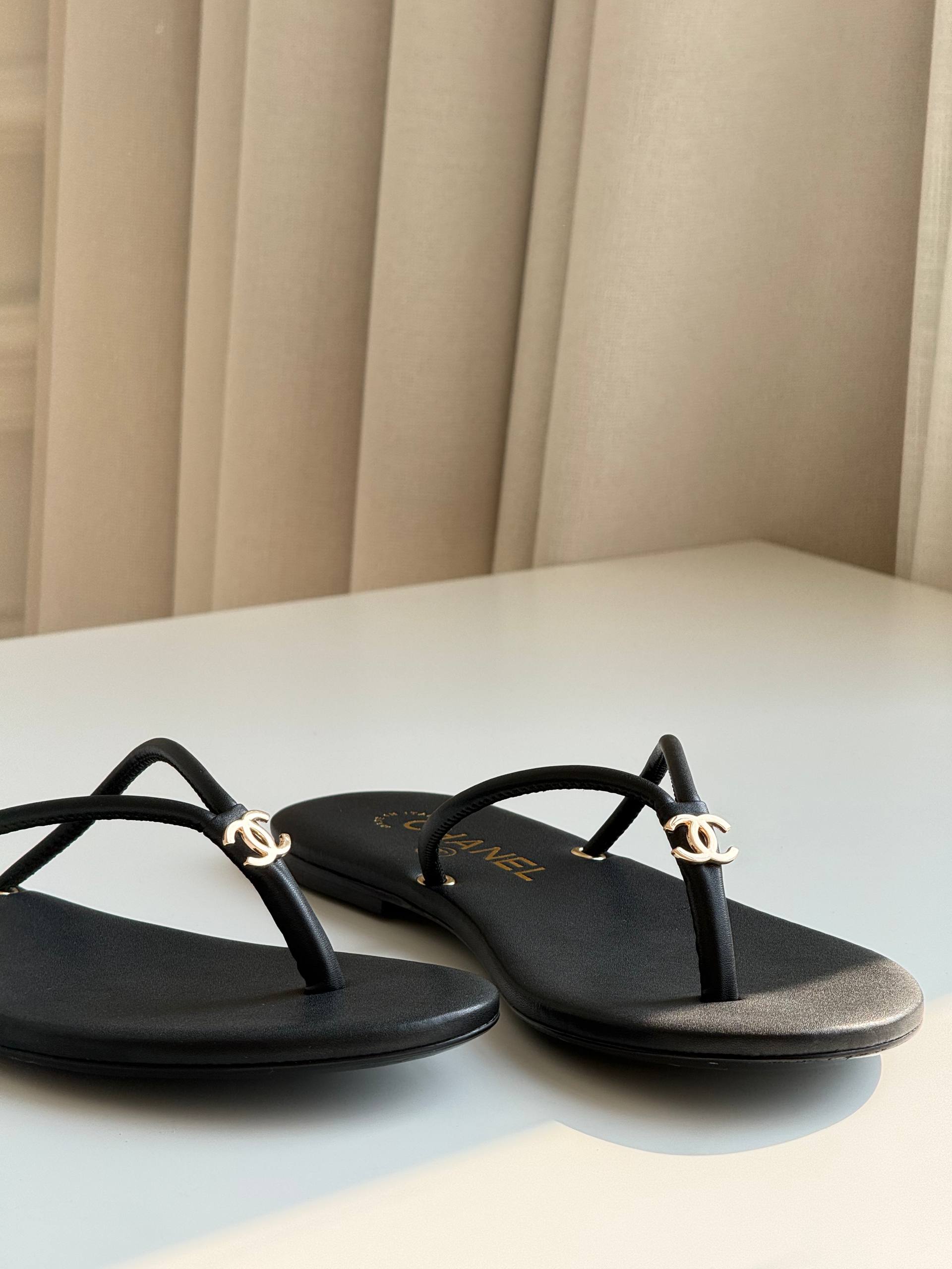 Chanel Crystal CC Logo Thong Sandals
