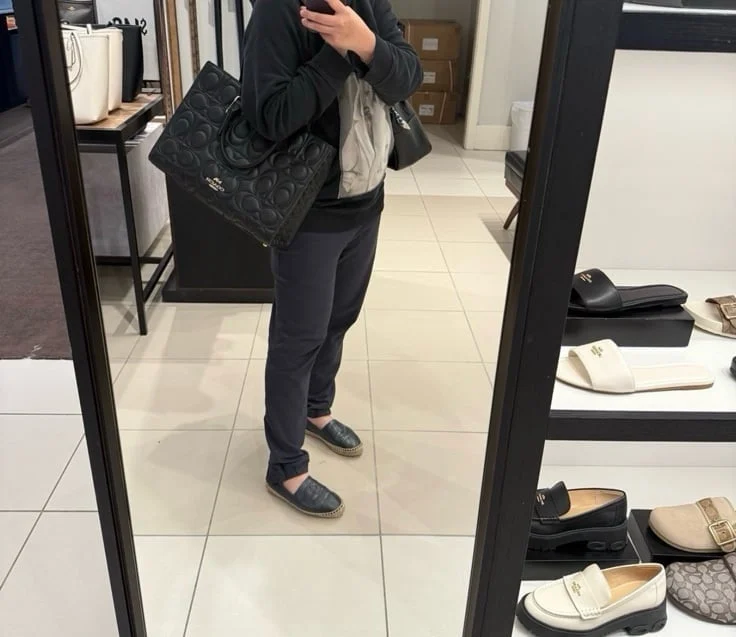 Coach Maggie Tote Bag in Signature Leather T5W4H