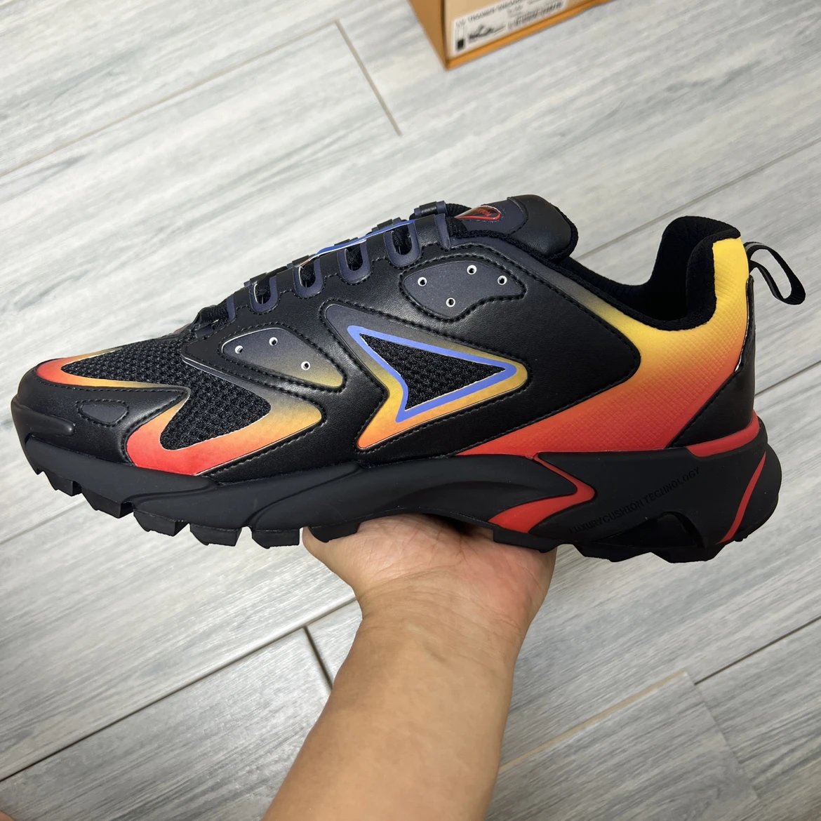 LV Runner Tatic Flame Black Color