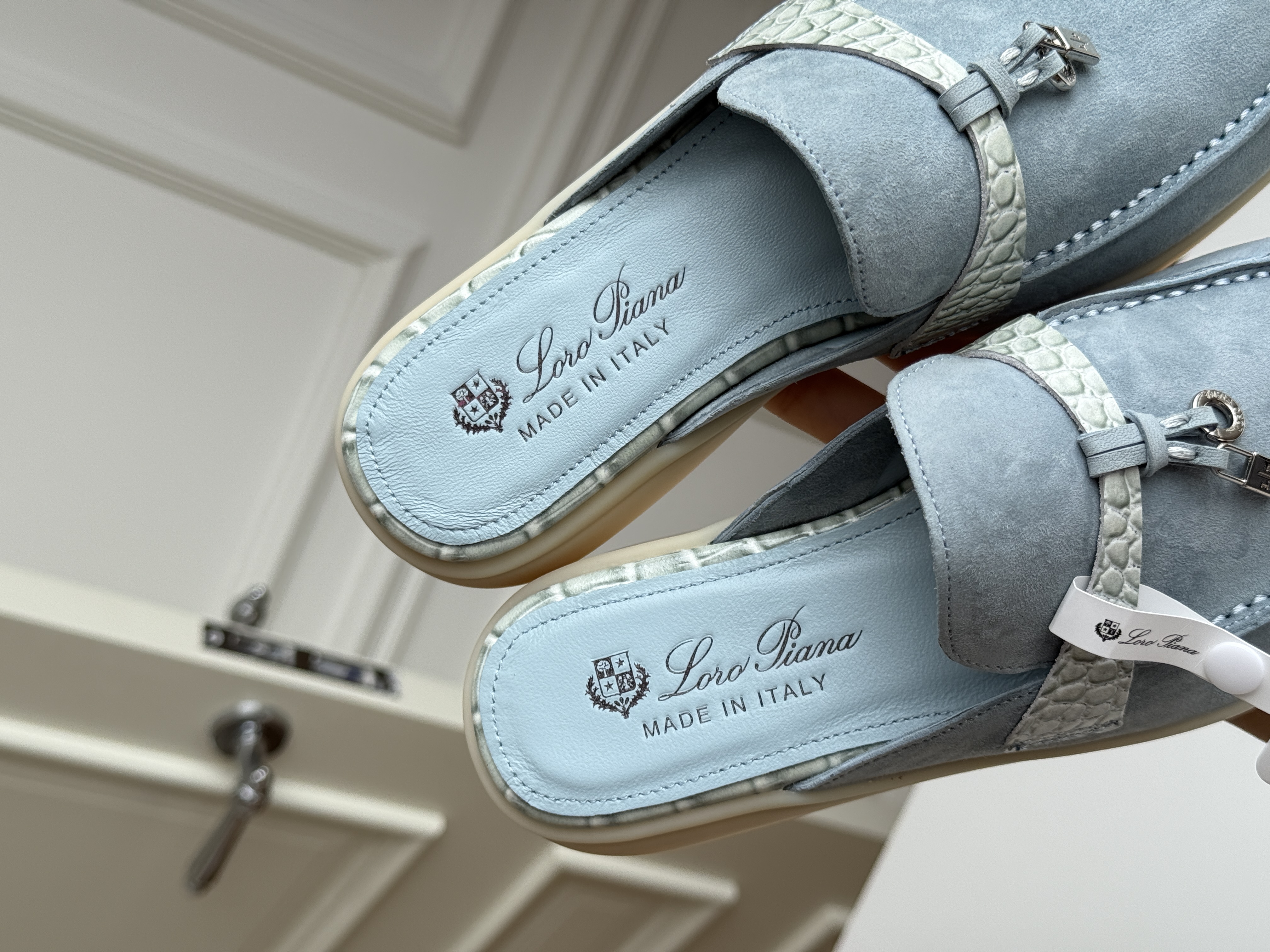 Croc-Trim Lock Detail Mule Loafer Slide Sandals
