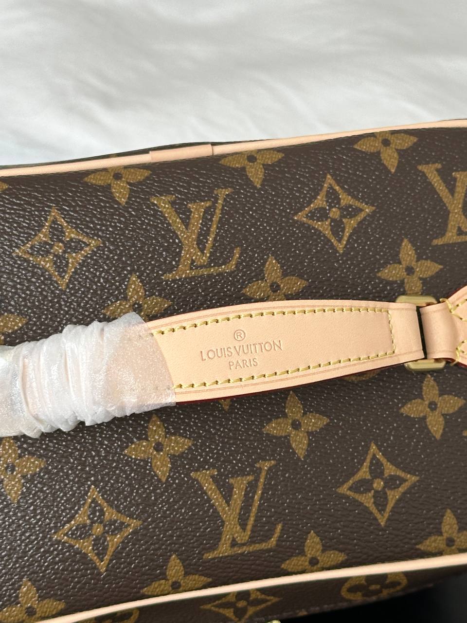 LOUIS VUITTON Nice Mini Monogram Cosmetic Vanity Case