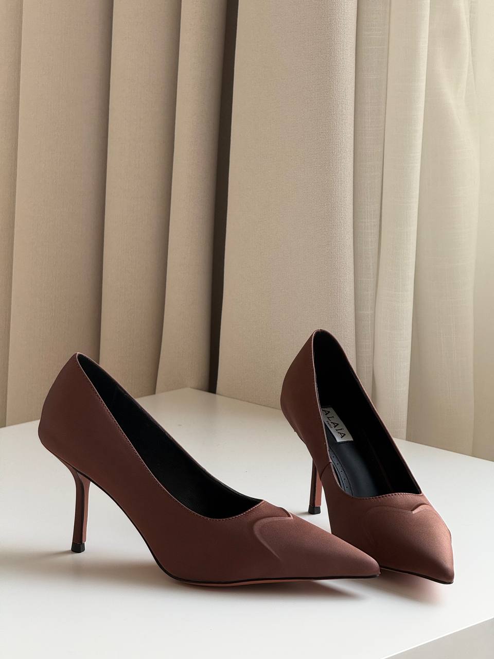 ALAÏA Le Cœur 3D Satin Pointed-Toe Pumps