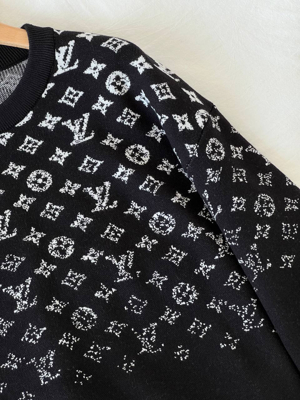 Louis Vuitton Black Gradient Starry Monogram Wool Crewneck Sweater