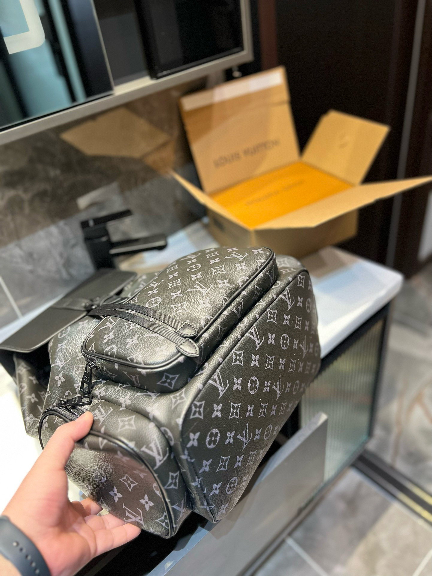 LV Mont Souris Backpack Black color