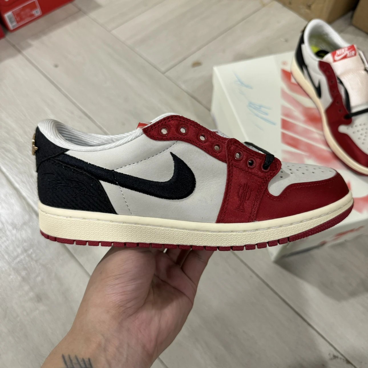 Air Jordan 1 Retro Low Trophy Room Rookie Card Away