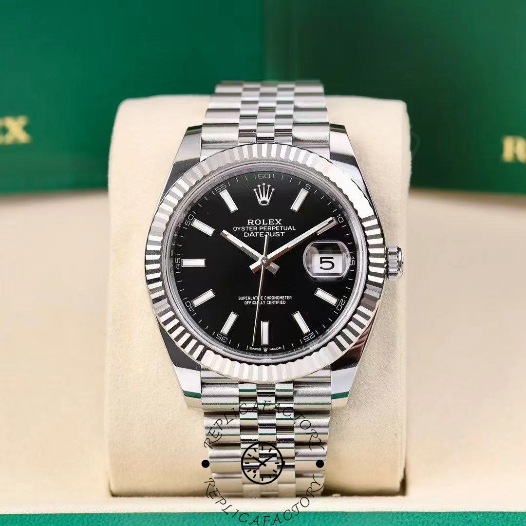 The Evolution of the Replica Watch Industry: From Artisanal Workshops to 1:1 Clones