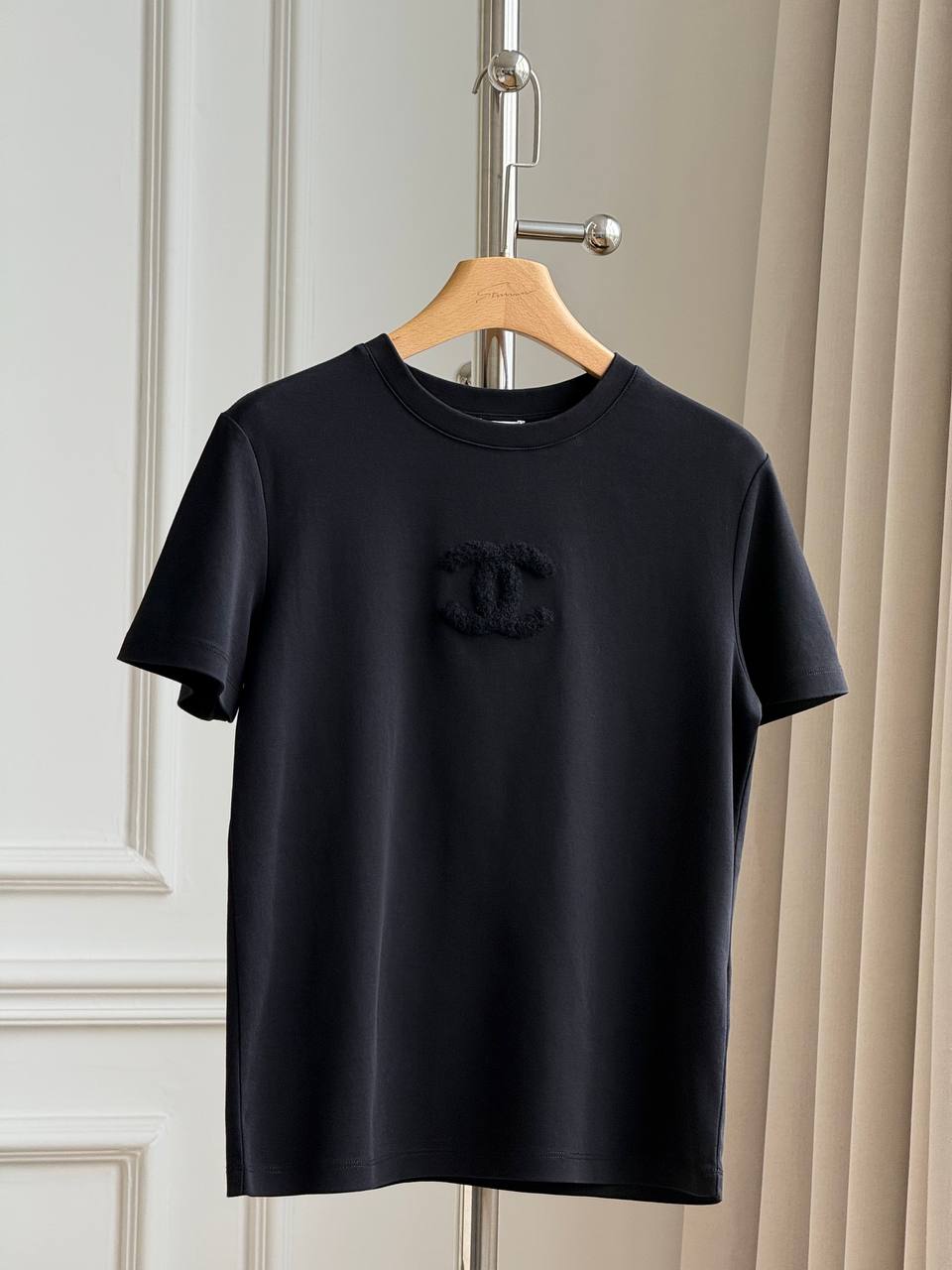 CHANEL Towel-Embroidered Interlocking CC Logo Crew Neck Short-Sleeve T-Shirt